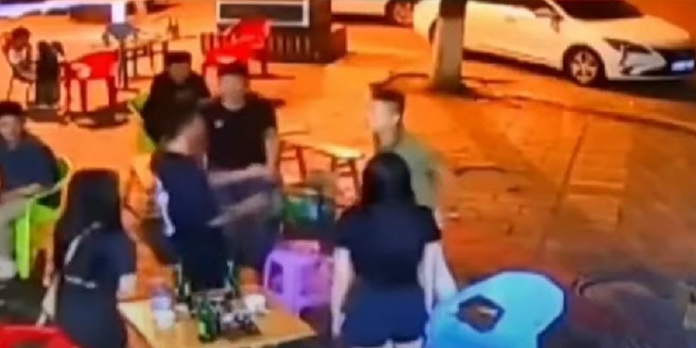四川现翻版“唐山打人案”？警调查发现系2男子为宣传跆拳道馆，策划摆拍“英雄救美”（视频/组图） - 3