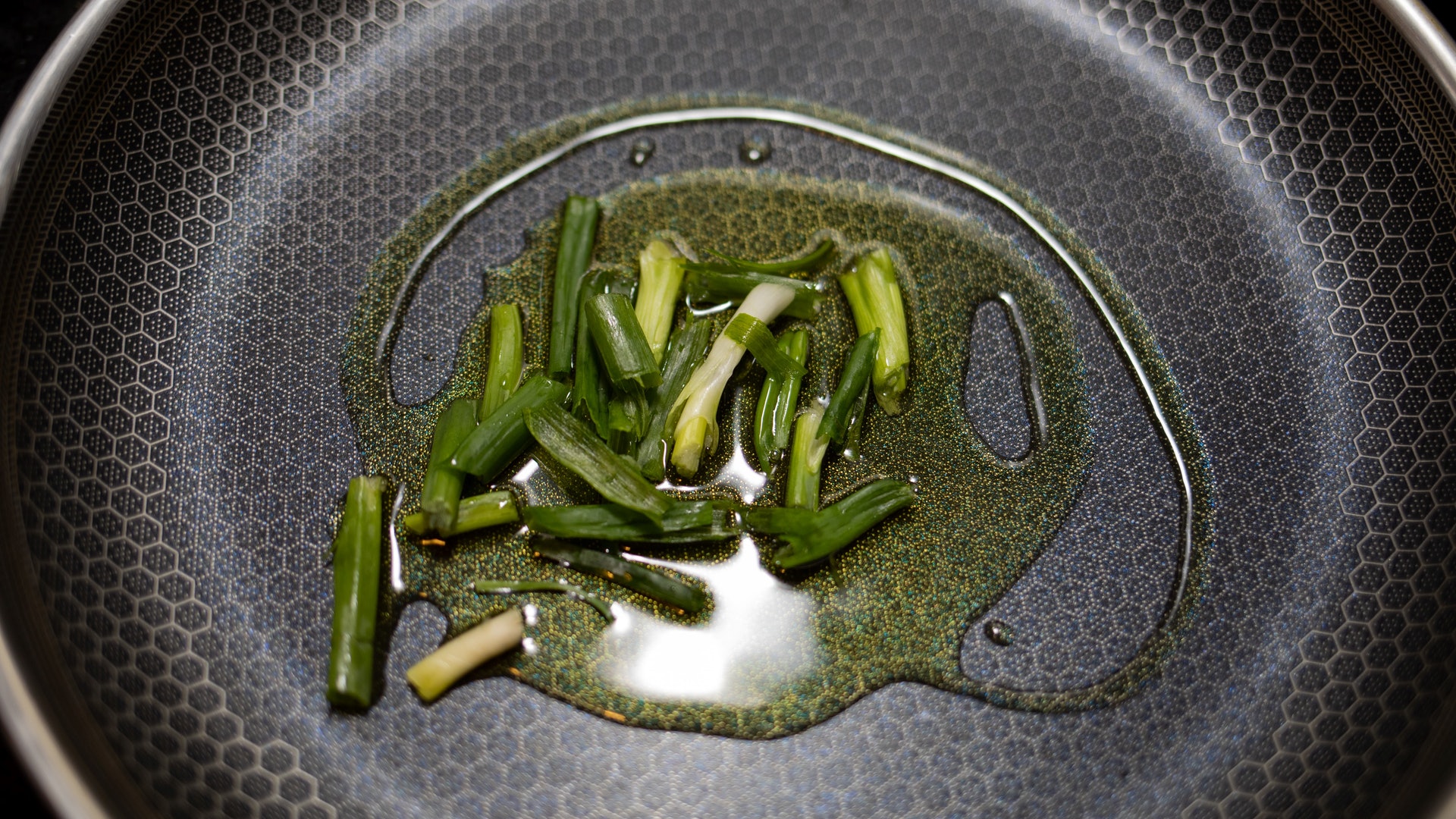 料理配菜除了能增加食物風味,還能提供豐富的膳食纖維。(Unsplash) 料理配菜除了能增加食物風味,還能提供豐富的膳食纖維。(Unsplash)