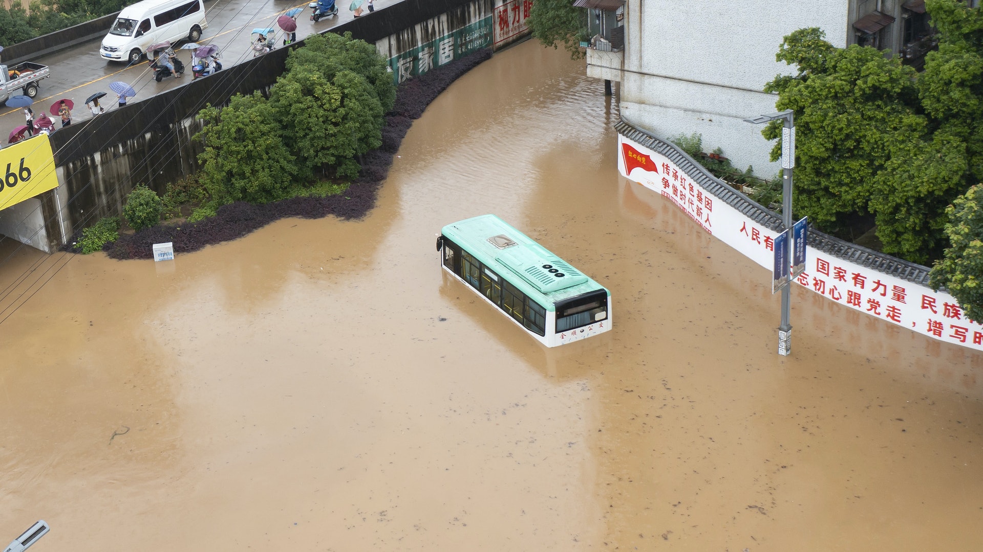 廣西暴雨28條河現超警洪水 國家防總工作組指導珠江流域防汛工作 廣西暴雨28條河現超警洪水 國家防總工作組指導珠江流域防汛工作