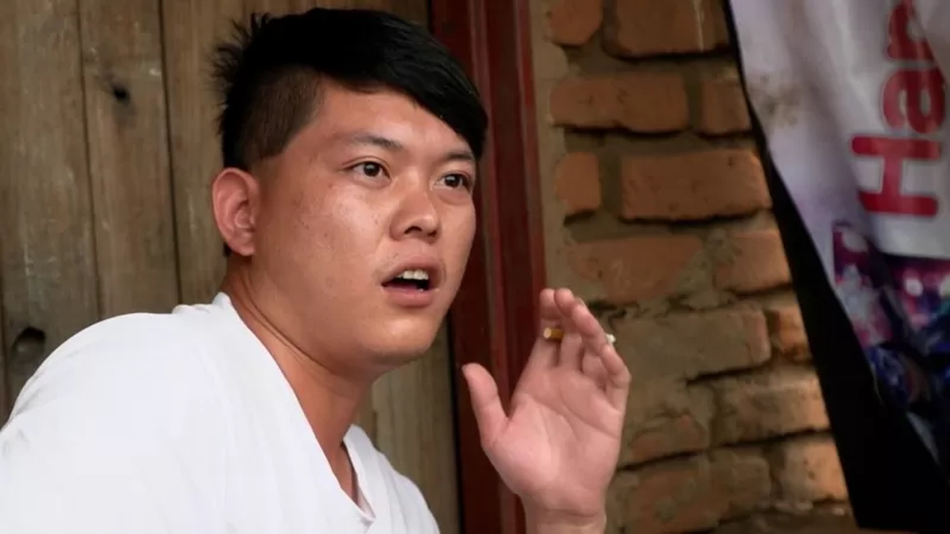 盧克表示,他製作涉事影片是為了傳播中國文化。(BBC) 盧克表示,他製作涉事影片是為了傳播中國文化。(BBC)