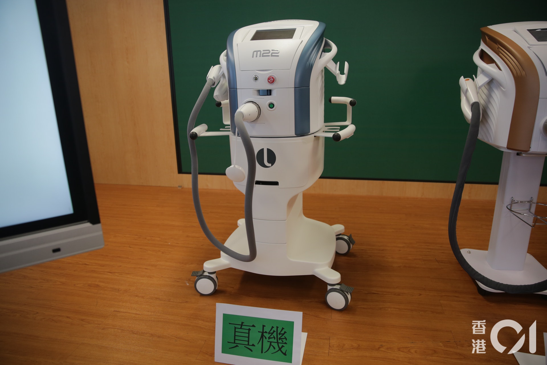 她們涉嫌將虛假商品說明應用於所提供的美容服務,違反《商品說明條例》(《條例》)。(黃偉民攝) 她們涉嫌將虛假商品說明應用於所提供的美容服務,違反《商品說明條例》(《條例》)。(黃偉民攝)