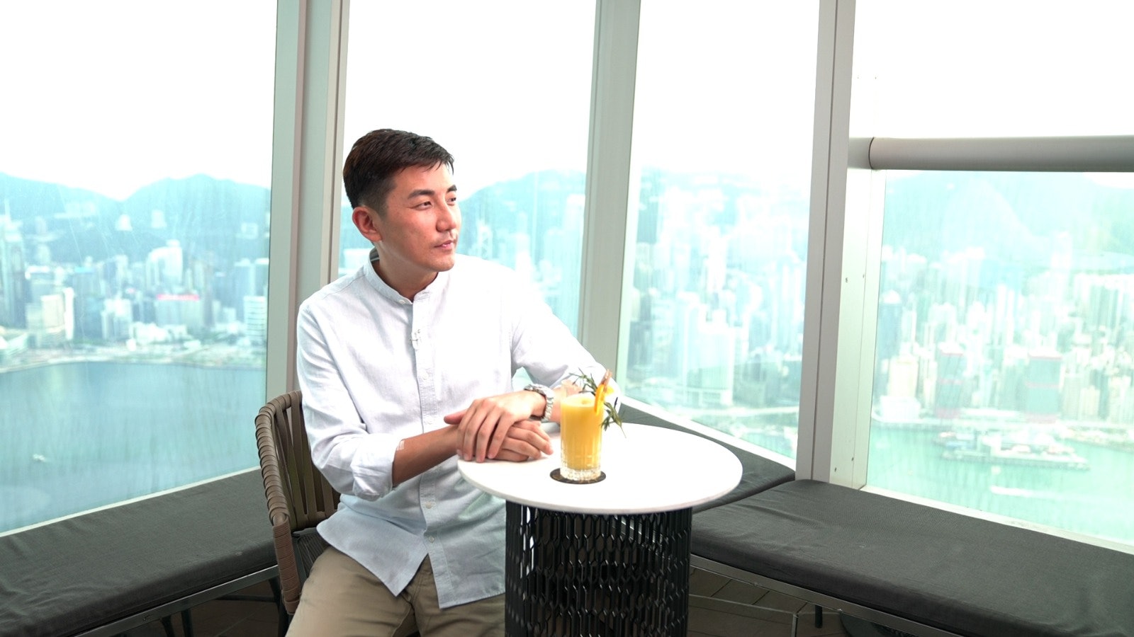 TVB新節目《香港25個第一》周四首播 洪永城揸跑車慶回歸25周年 TVB新節目《香港25個第一》周四首播 洪永城揸跑車慶回歸25周年