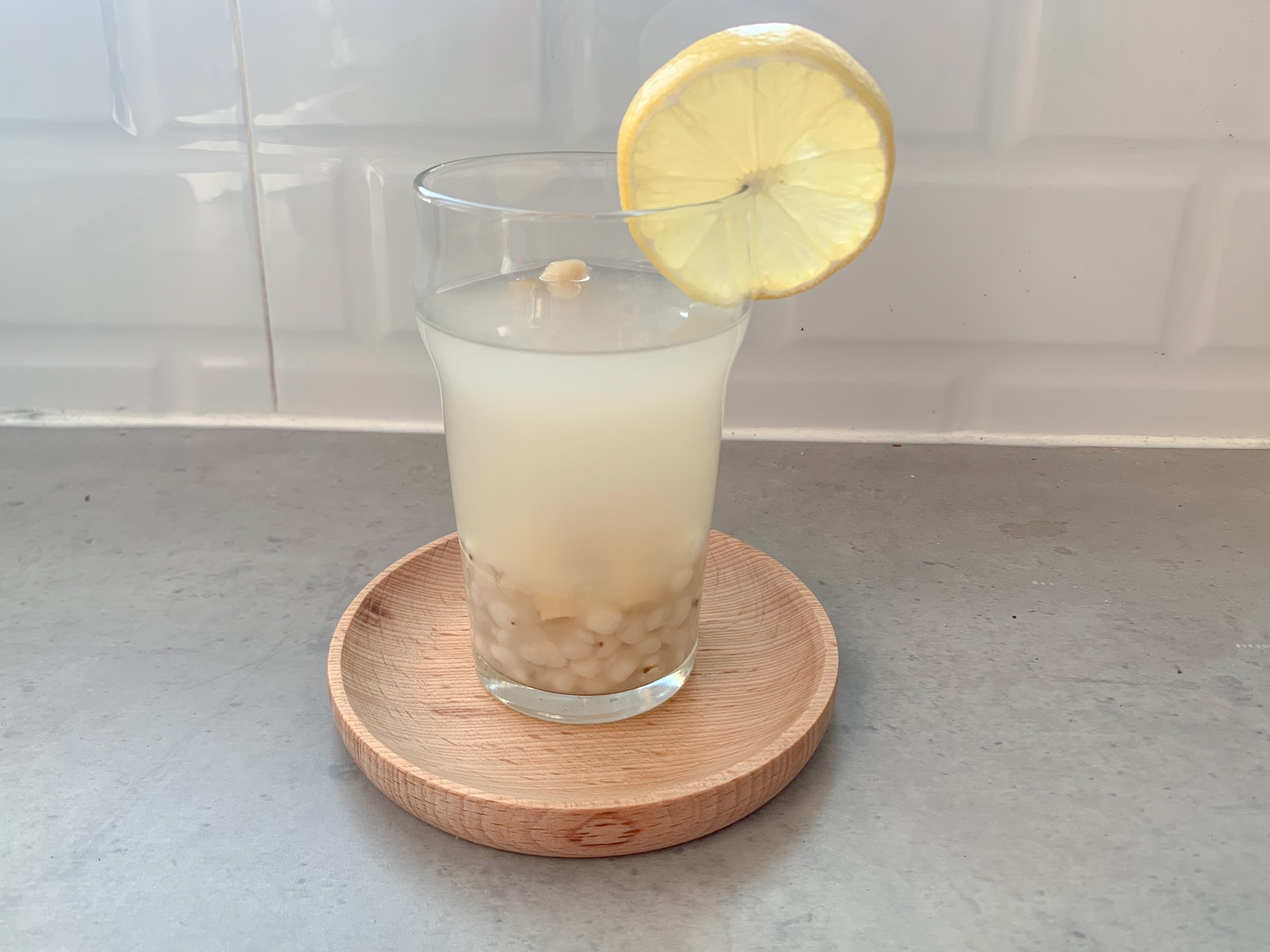 夏天湯水食譜|香茅檸檬薏米水健脾去濕養顏潤燥幾時放檸檬好?