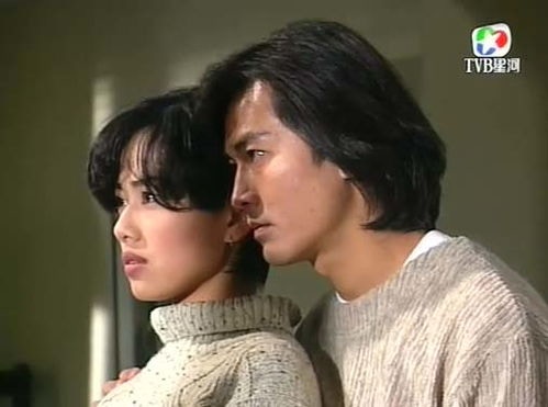 陳松伶慶祝回歸25周年唱《笑看風雲》 劇中紅色資本家讓香港繁榮