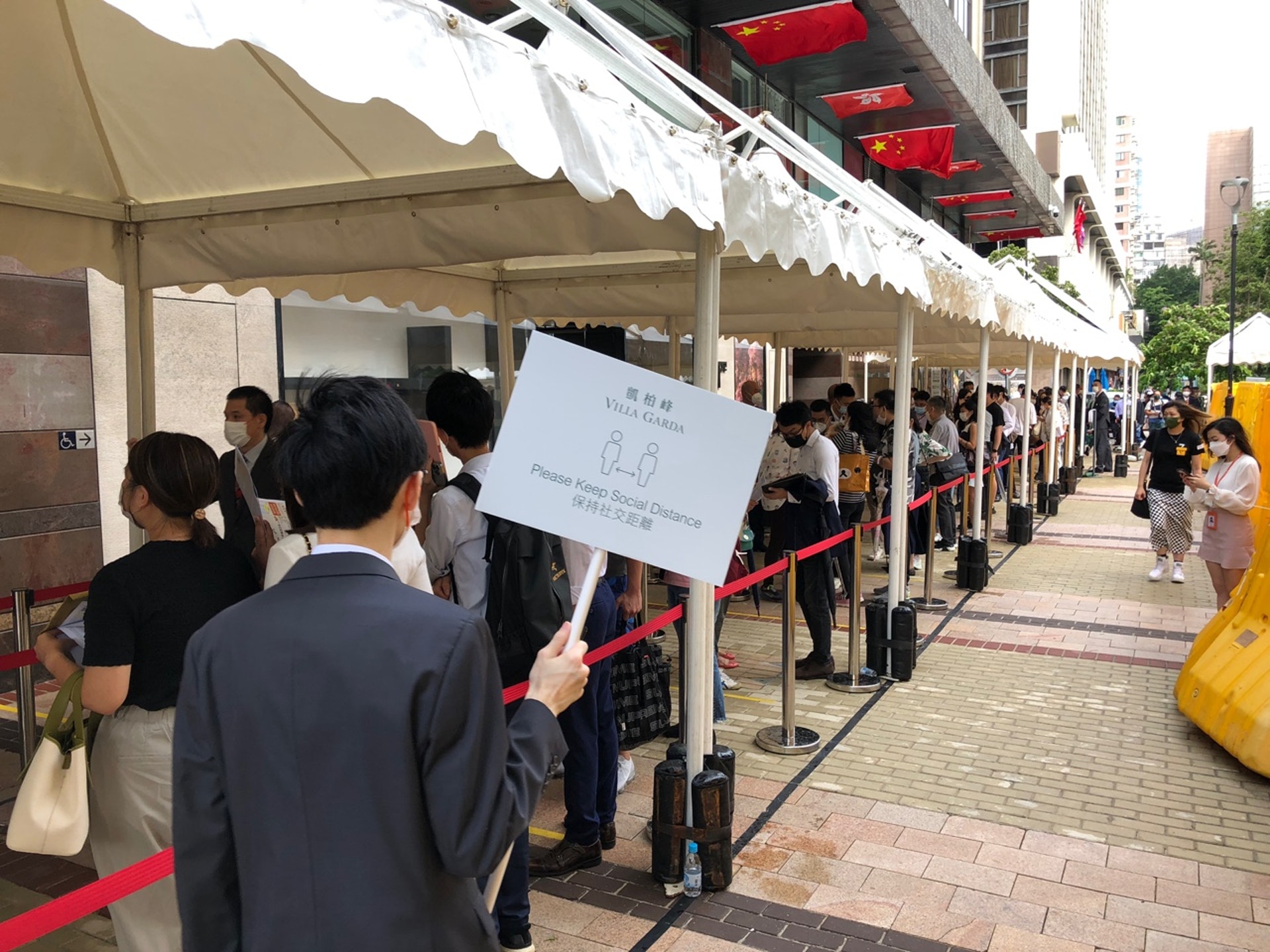 凱柏峰 I 售樓處位於尖沙咀中心。(黃祐樺攝) 凱柏峰 I 售樓處位於尖沙咀中心。(黃祐樺攝)