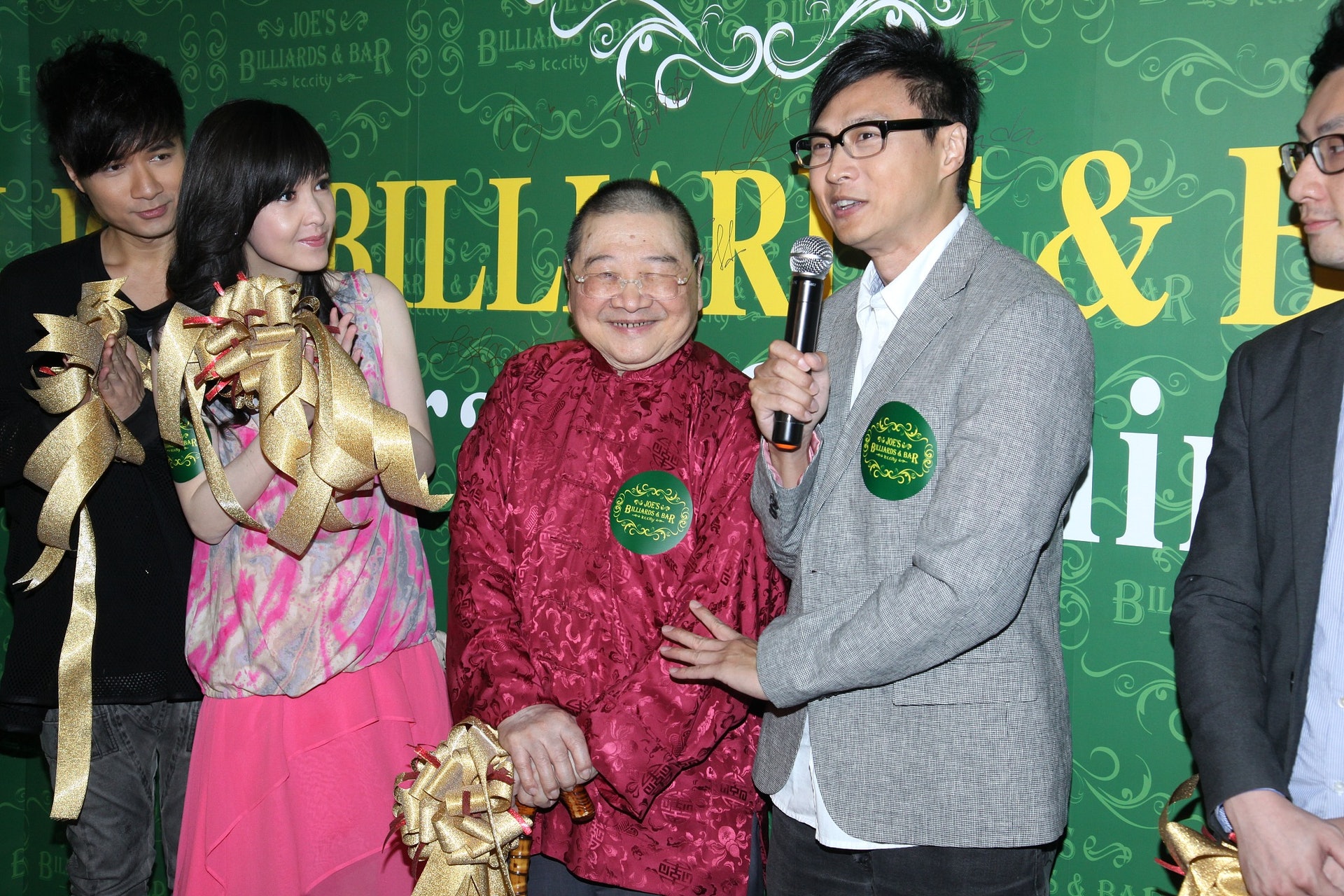 著名作家倪匡於2022年7月3日與世長辭,享年87歲。(視覺中國) 著名作家倪匡於2022年7月3日與世長辭,享年87歲。(視覺中國)