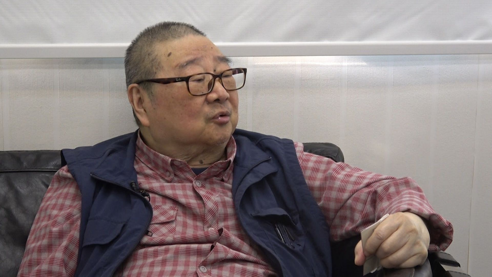 倪匡於昨日(7月3日)離世,享年87歲。早於2019年接受媒體訪問時,曾透露受皮膚癌困擾,失去味覺。(資料圖片) 倪匡於昨日(7月3日)離世,享年87歲。早於2019年接受媒體訪問時,曾透露受皮膚癌困擾,失去味覺。(資料圖片)