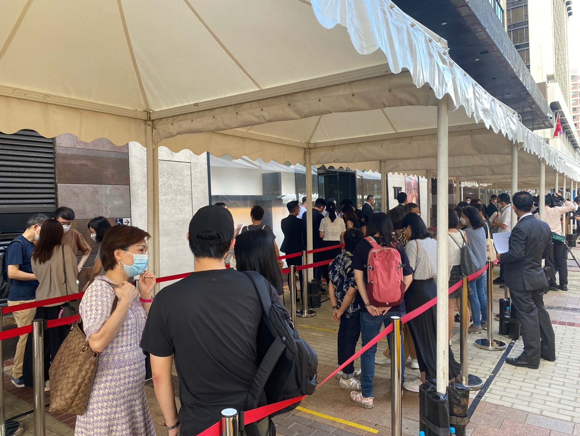 凱柏峰 I 售樓處位於尖沙咀中心。(陳芷晴攝) 凱柏峰 I 售樓處位於尖沙咀中心。(陳芷晴攝)
