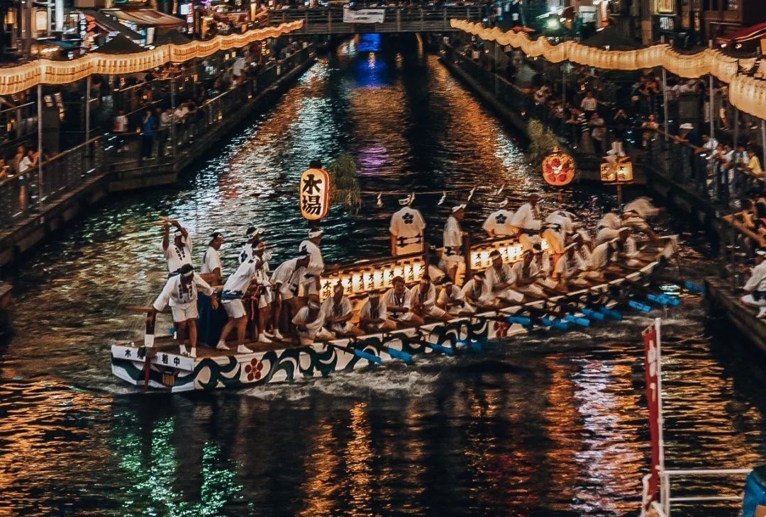 世界上規模最大的水上慶典「大阪天神祭」。（項明生提供圖片）