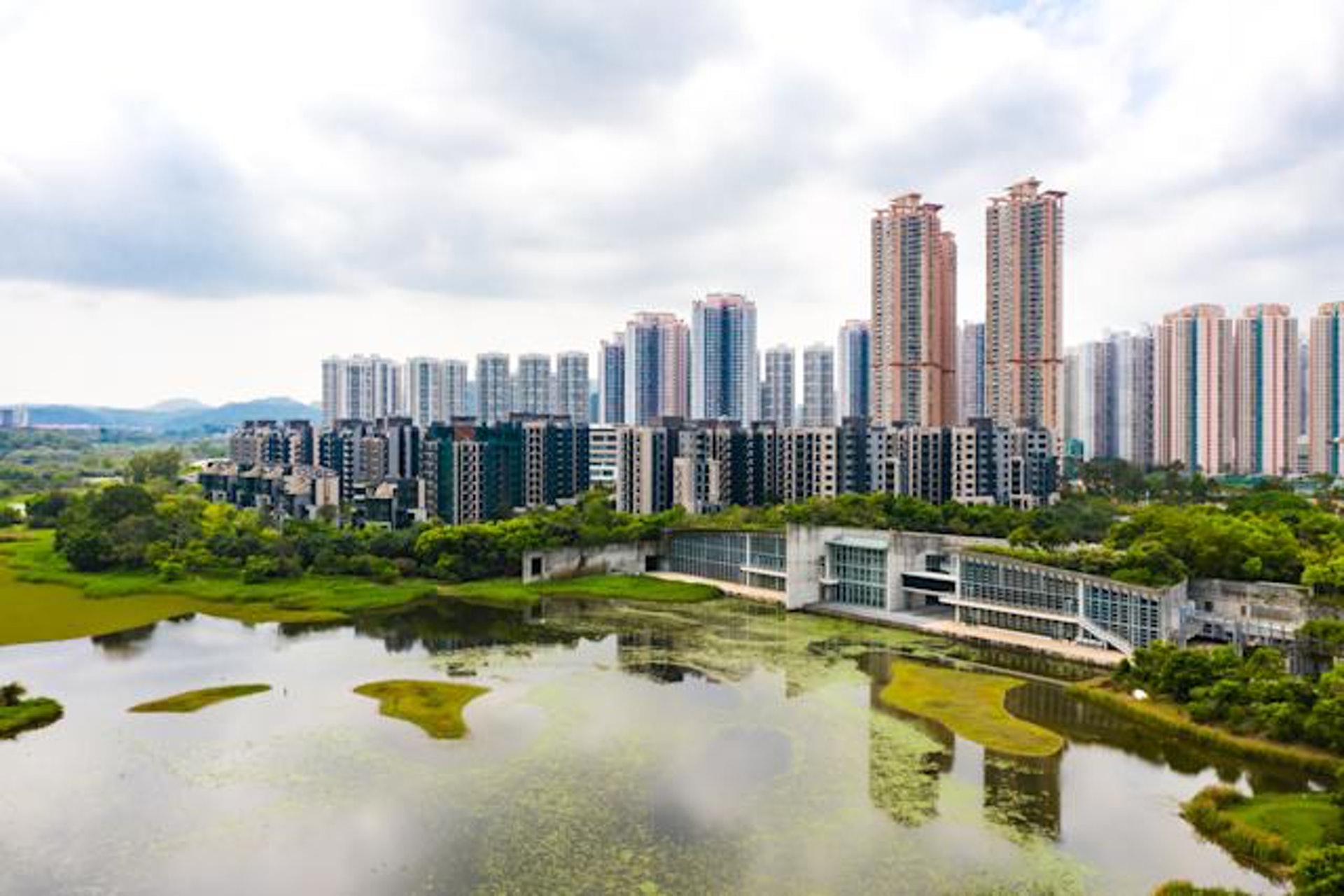 天水圍Wetland Seasons Bay近月銷情理想。(資料圖片) 天水圍Wetland Seasons Bay近月銷情理想。(資料圖片)