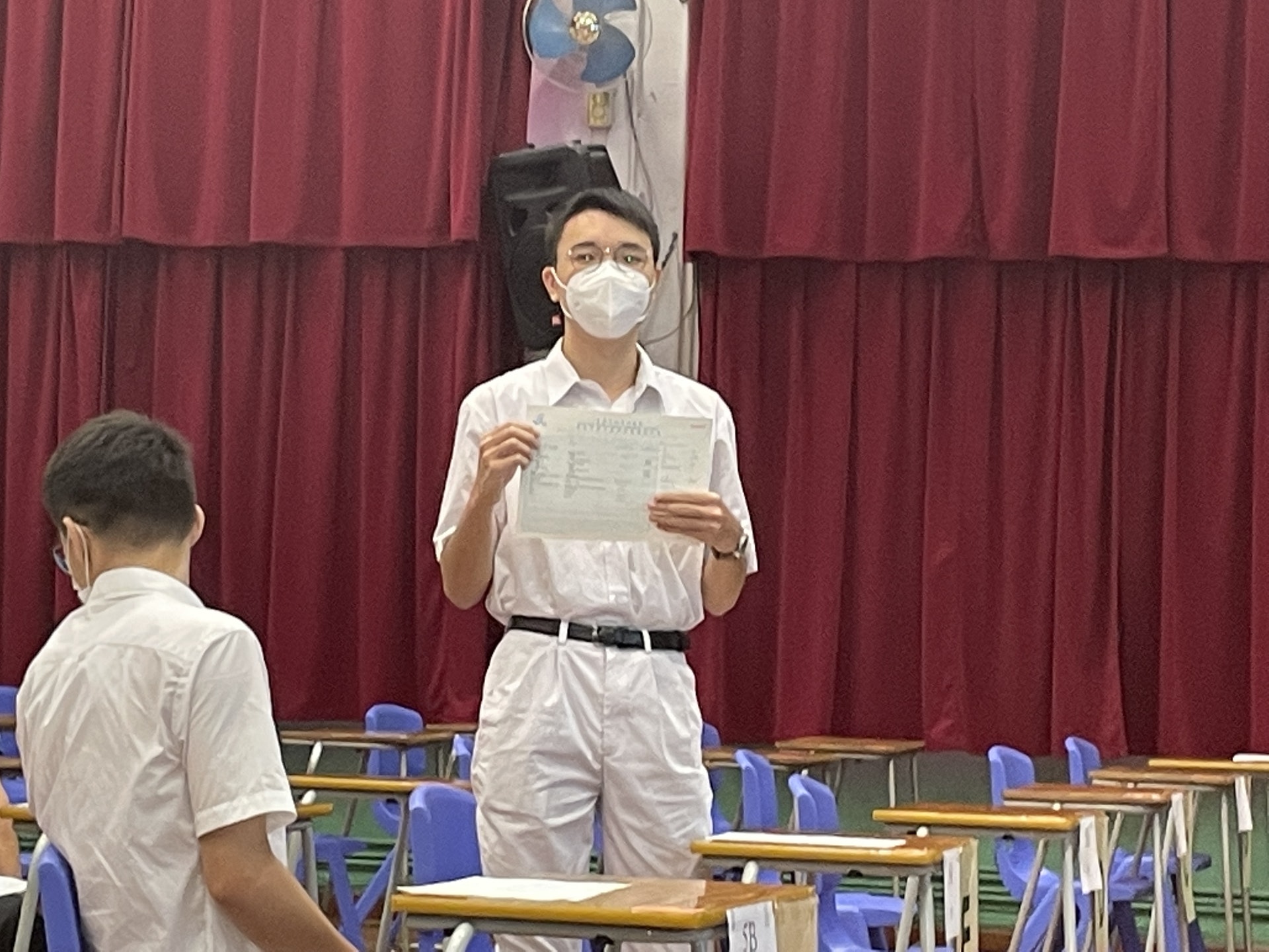 DSE中學文憑試7月20日放榜,迦密中學曾志鵬為今年兩名男超級狀元之一。(鄭嘉惠攝) DSE中學文憑試7月20日放榜,迦密中學曾志鵬為今年兩名男超級狀元之一。(鄭嘉惠攝)