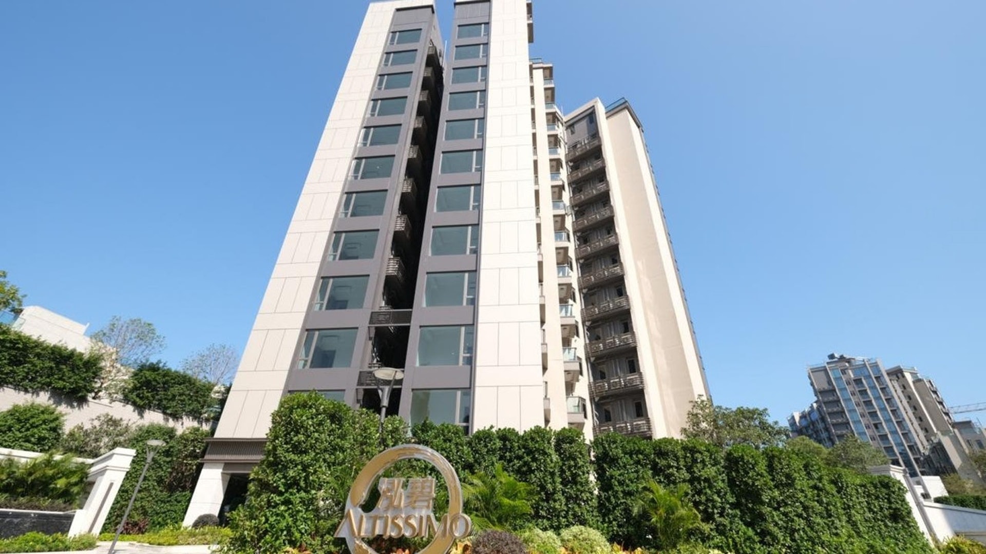 馬鞍山泓碧入伙不足兩年,近日首錄蝕讓,料業主需蝕近100萬元離場。 馬鞍山泓碧入伙不足兩年,近日首錄蝕讓,料業主需蝕近100萬元離場。