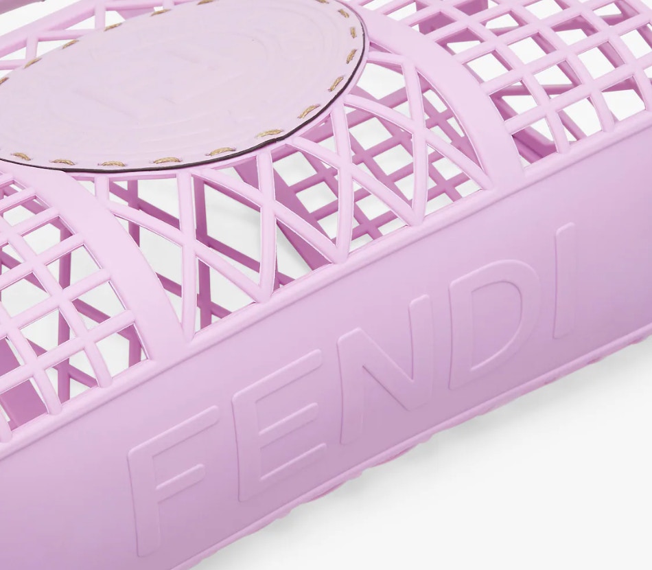 （售價：HK$5,100）（FENDI官網）