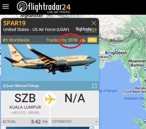在香港时间8月2日下午7时左右时，全球有逾33.1万人涌入网站实时追踪「SPAR19」飞机（网站截图）