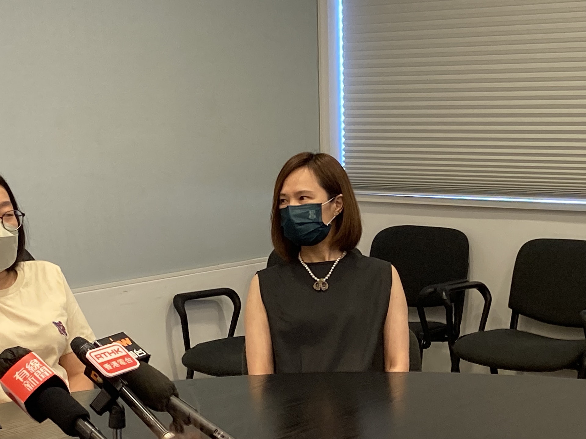 港大學生發展及資源中心輔導及心理培育總監楊麗瑩表示,將視乎學生的需要度身訂造支援計劃。(郭曉晴攝) 港大學生發展及資源中心輔導及心理培育總監楊麗瑩表示,將視乎學生的需要度身訂造支援計劃。(郭曉晴攝)