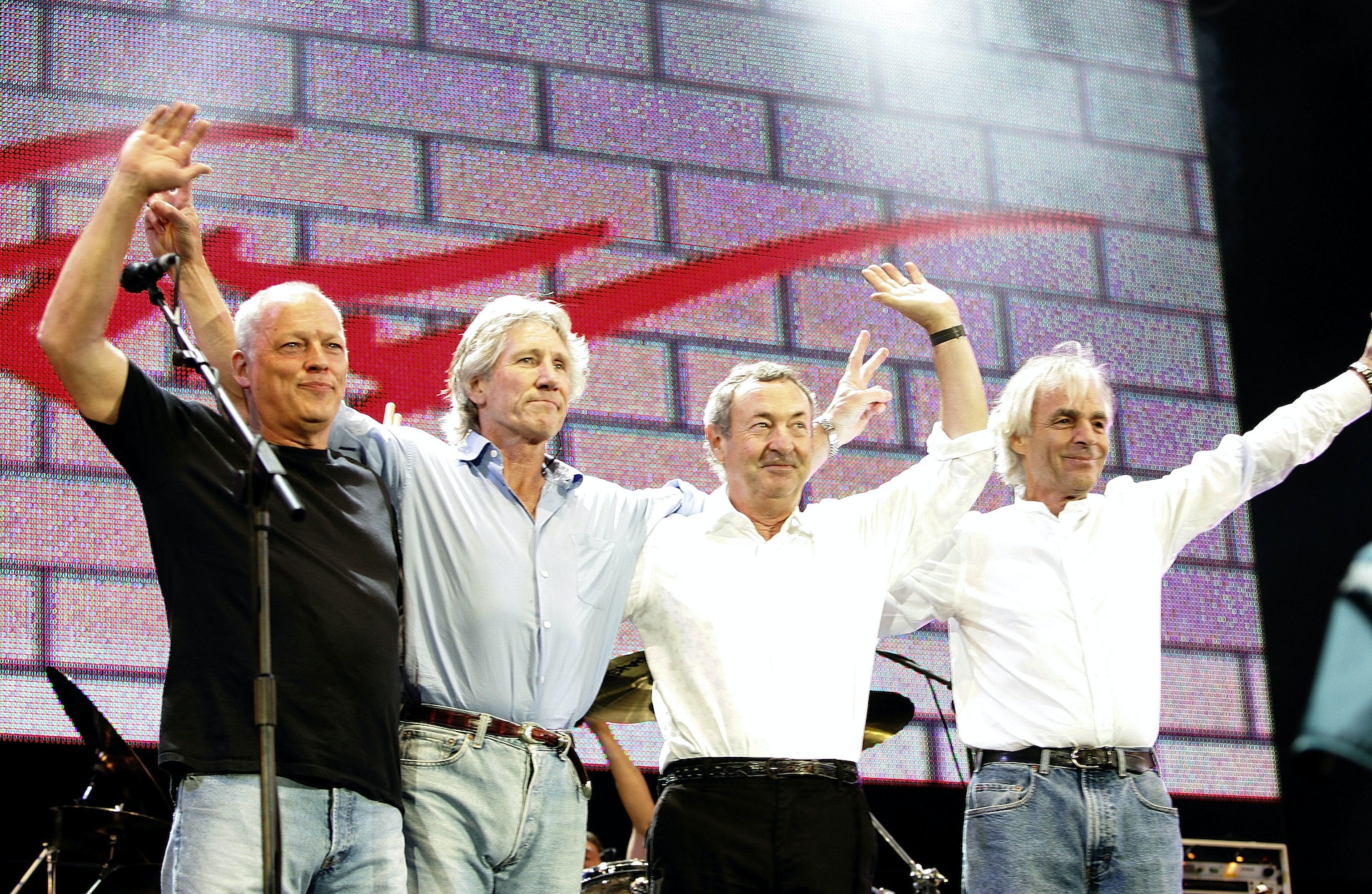 英国乐队Pink Floyd于2005年7月2日在英国伦敦海德公园的「Live 8 London」舞台上。 （Getty Images）