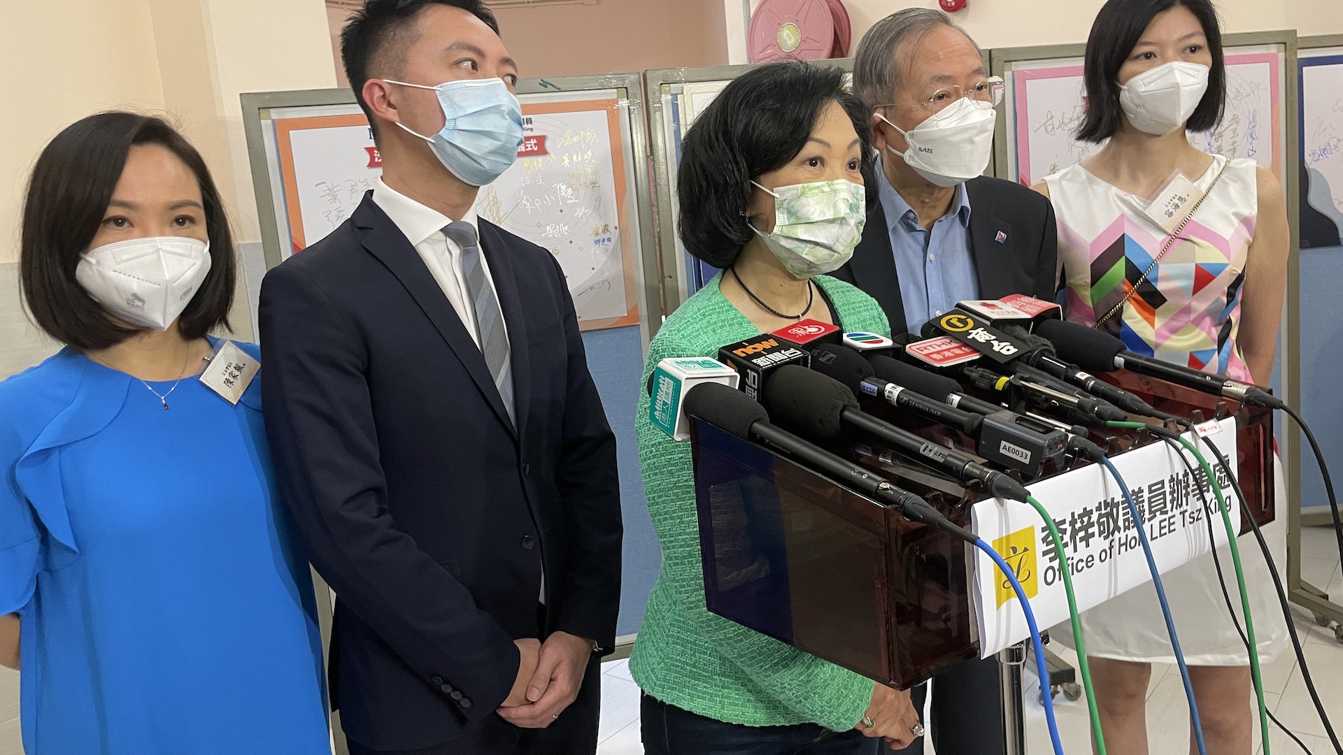 葉劉為減辣論解畫 稱新聞誤導:發言會更小心 繼續對外解釋政策 葉劉為減辣論解畫 稱新聞誤導:發言會更小心 繼續對外解釋政策