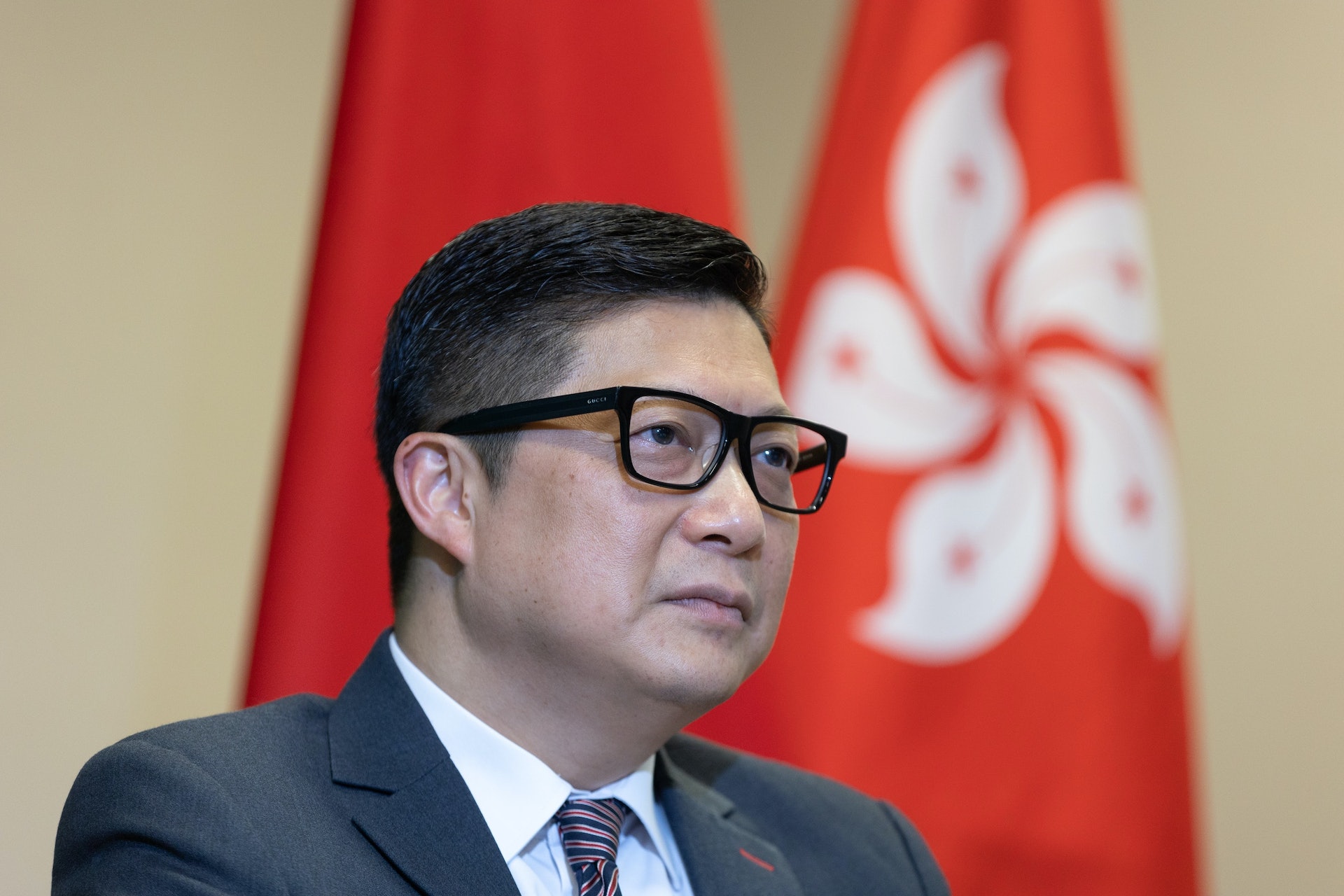保安局局長鄧炳強今天(8月20日)透露合共接獲28名港人求助,其中10人已經返港。(資料圖片) 保安局局長鄧炳強今天(8月20日)透露合共接獲28名港人求助,其中10人已經返港。(資料圖片)