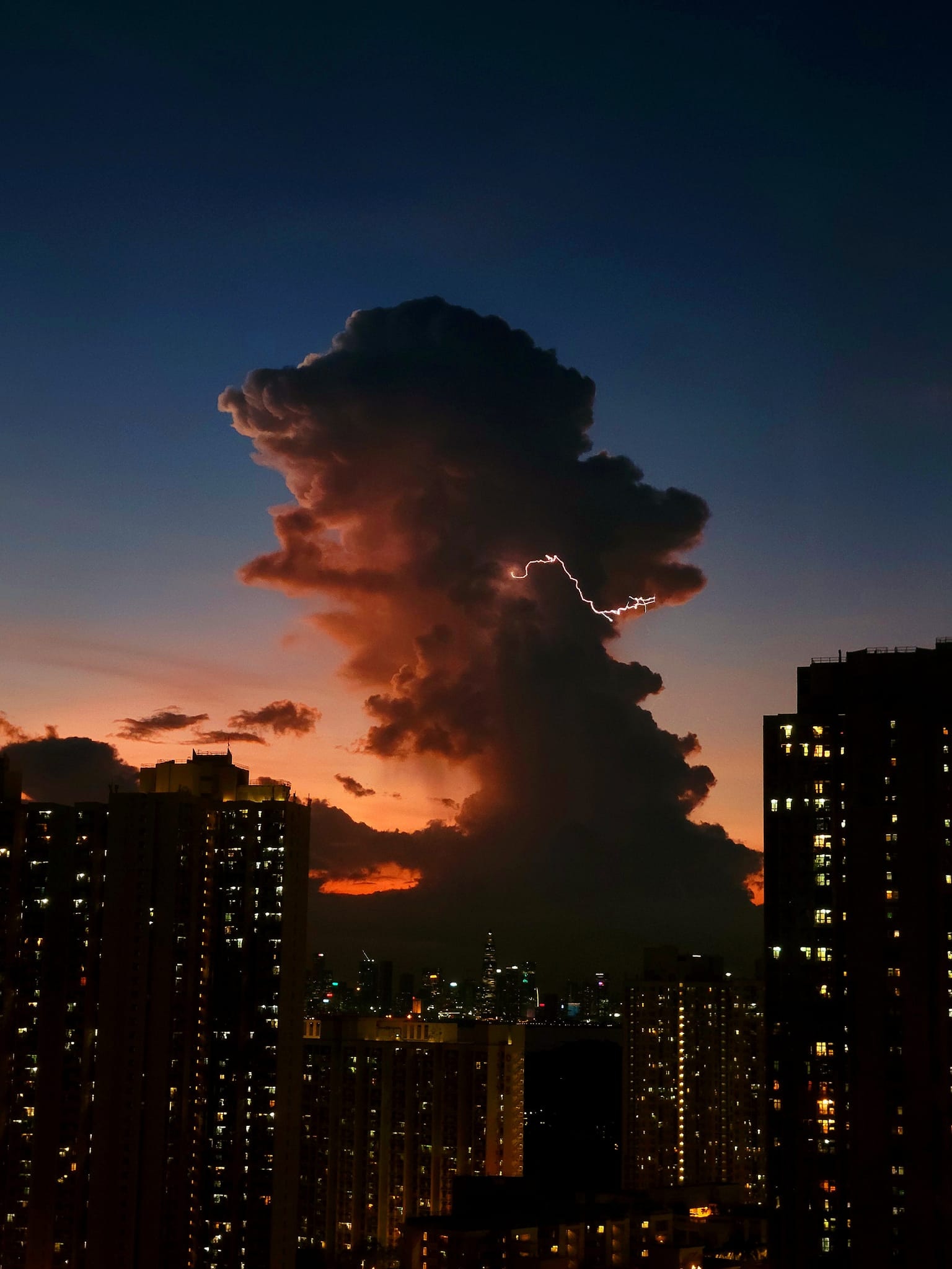 打風 天文台 菲律賓東對流雲團蠢蠢欲動數日內或形成熱帶氣旋 打風 天文台 菲律賓東對流雲團蠢蠢欲動數日內或形成熱帶氣旋