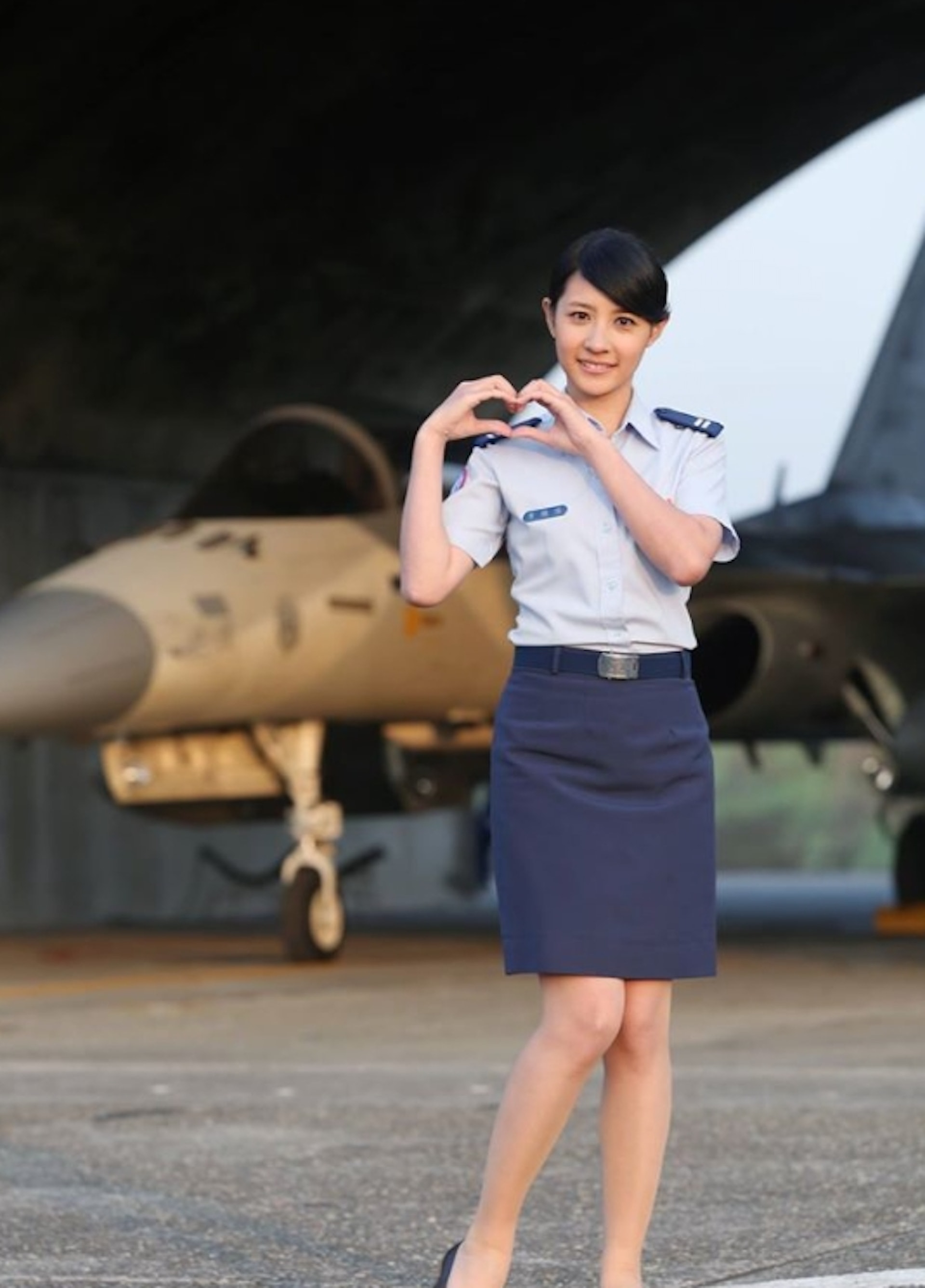台灣空軍美少女方棱溶(青年日報Facebook) 台灣空軍美少女方棱溶(青年日報Facebook)