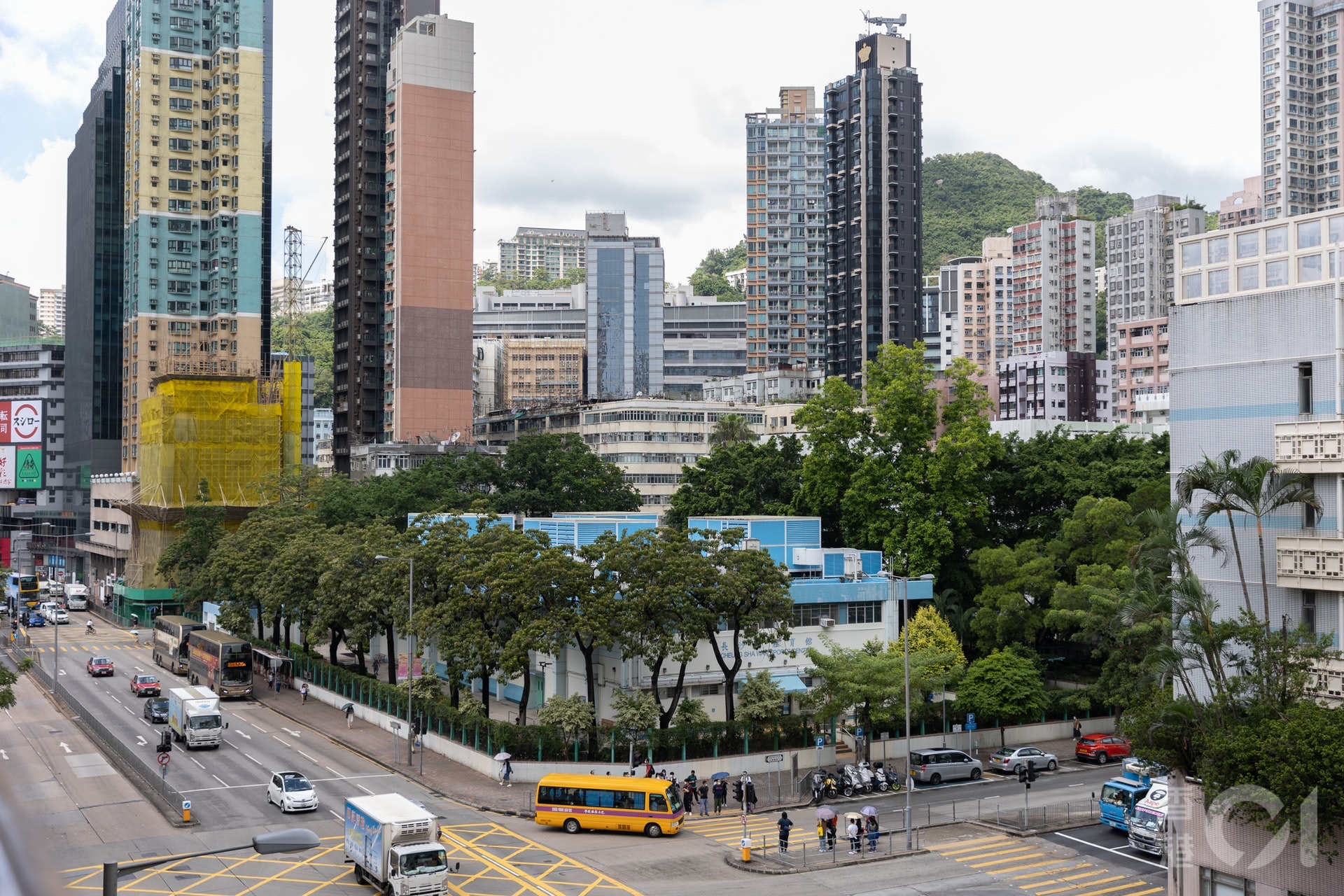 2女拍門稱「教會探訪」 住戶驚：不認識網民列疑點：小心踩線