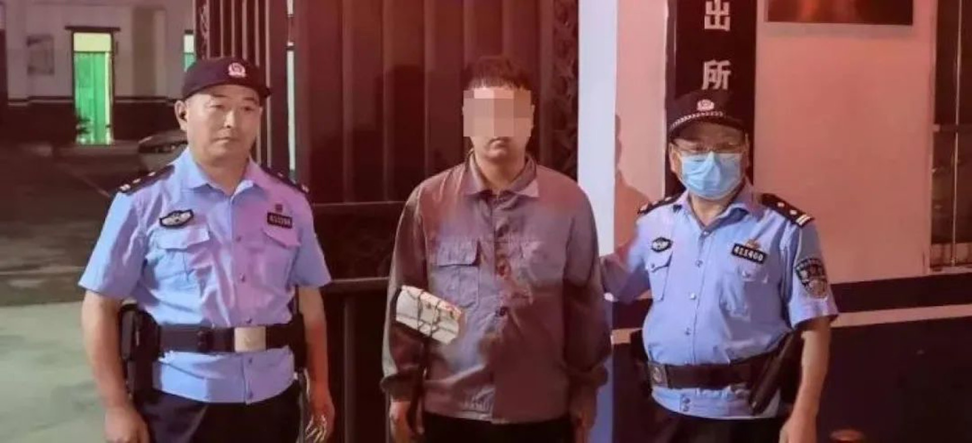 內地男因為捉壁虎被捕,當時他總共捉了115隻。(微博圖片) 內地男因為捉壁虎被捕,當時他總共捉了115隻。(微博圖片)