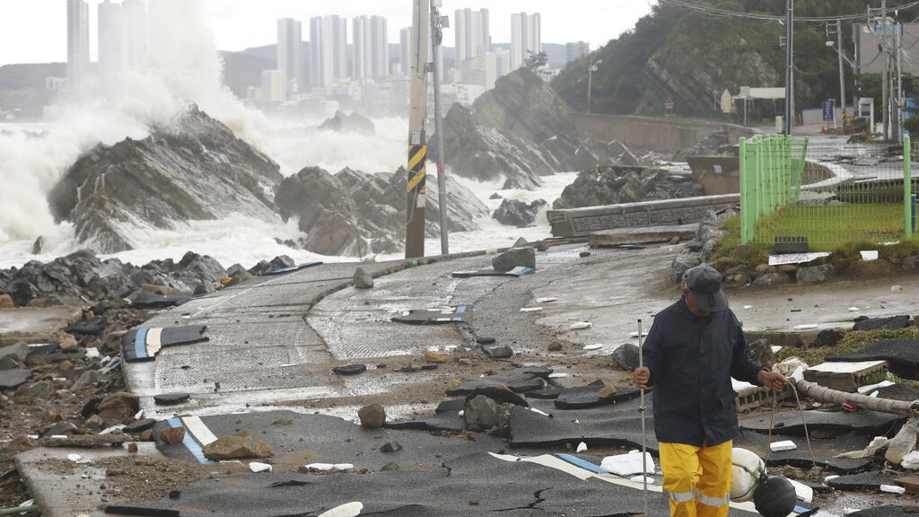 颱風軒嵐諾吹襲韓國10死3傷　地下停車場水浸釀7死