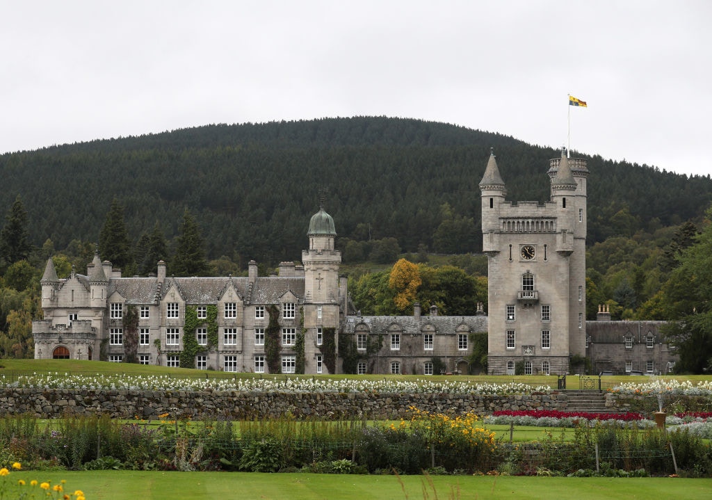 蘇格蘭巴爾莫勒爾堡（Balmoral Castle）是英女王伊利沙伯二世（Queen Elizabeth II）最喜愛的住處之一，亦是她離世之地。（GettyImages）