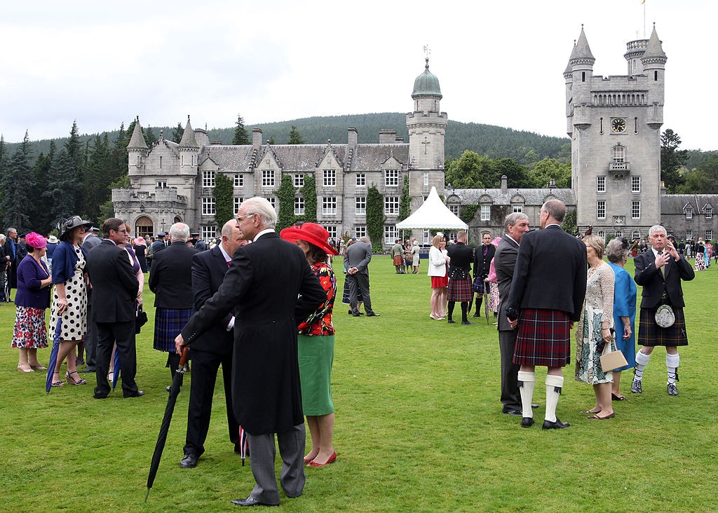 蘇格蘭巴爾莫勒爾堡（Balmoral Castle）是英女王伊利沙伯二世（Queen Elizabeth II）最喜愛的住處之一，亦是她離世之地。（GettyImages）