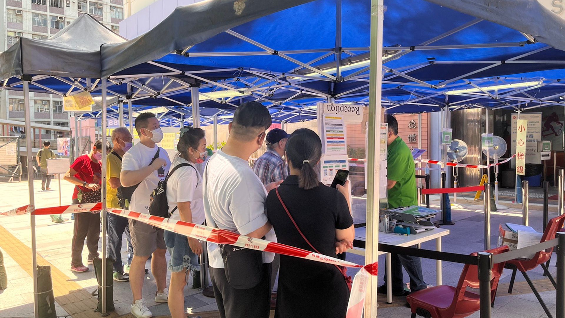 准居家隔離但仍以污水定指標 何栢良:邏輯性講唔通 應取消強檢 准居家隔離但仍以污水定指標 何栢良:邏輯性講唔通 應取消強檢
