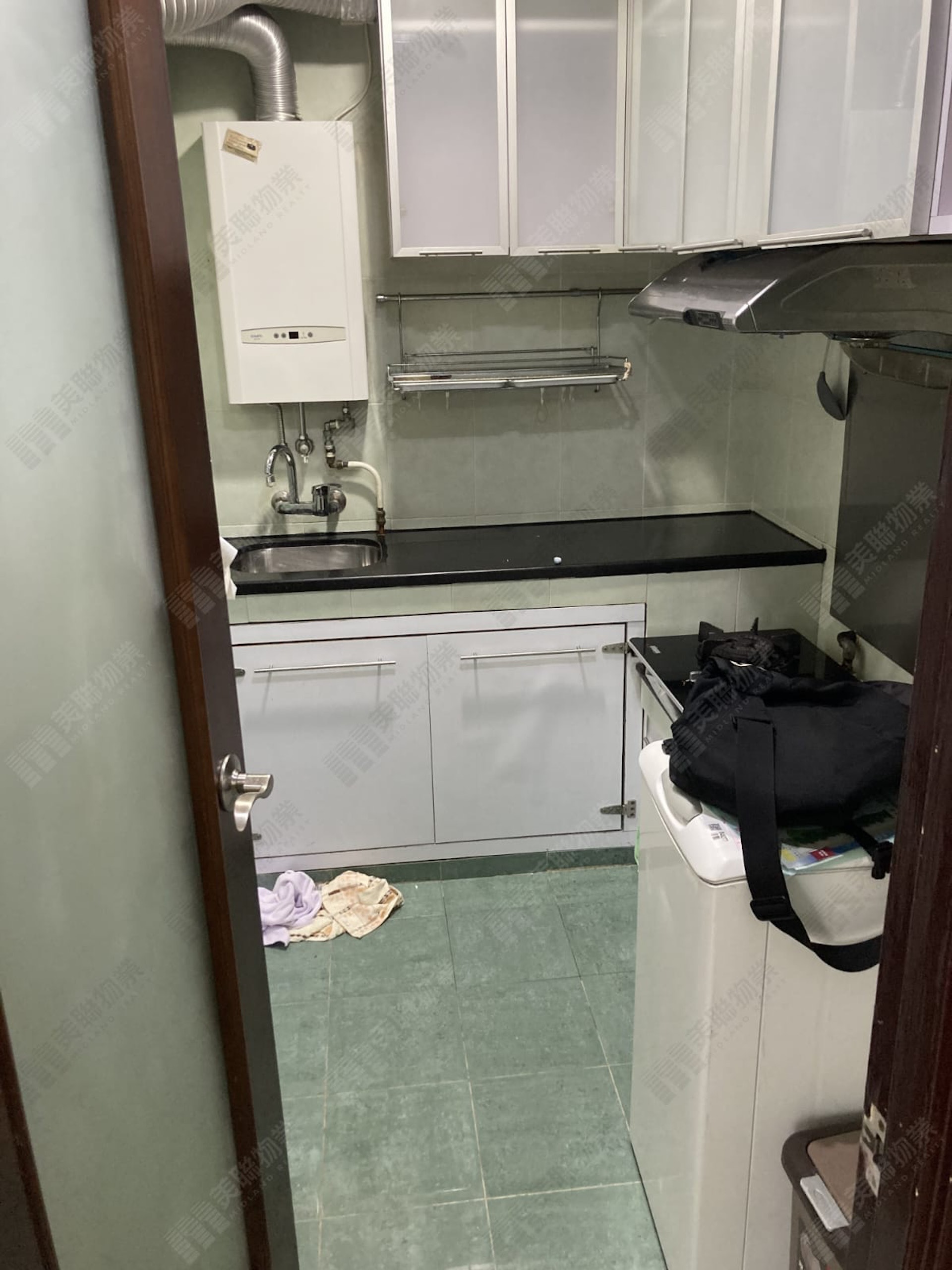 單位廚房新淨,配備基本廚具。(代理提供) 單位廚房新淨,配備基本廚具。(代理提供)