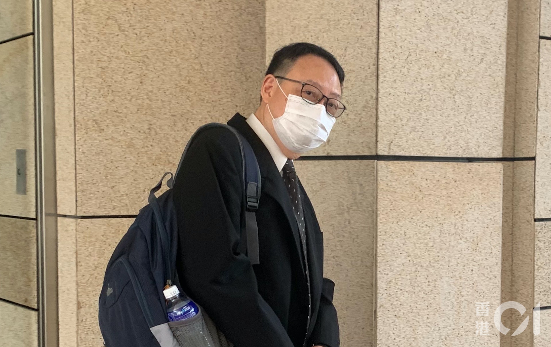 婦產科醫生勞子僖稱,胎盤殘留會影響子宮收縮,從而導致出血情況。(劉安琪攝) 婦產科醫生勞子僖稱,胎盤殘留會影響子宮收縮,從而導致出血情況。(劉安琪攝)