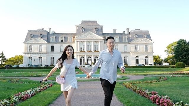 蔡嘉欣获男友安排入住法国城堡酒店。（IG：@kayan.c）