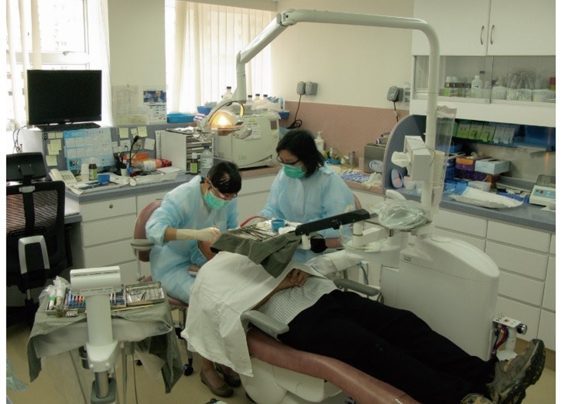 基層巿民對公營牙科服務需求殷切。(資料圖片) 基層巿民對公營牙科服務需求殷切。(資料圖片)