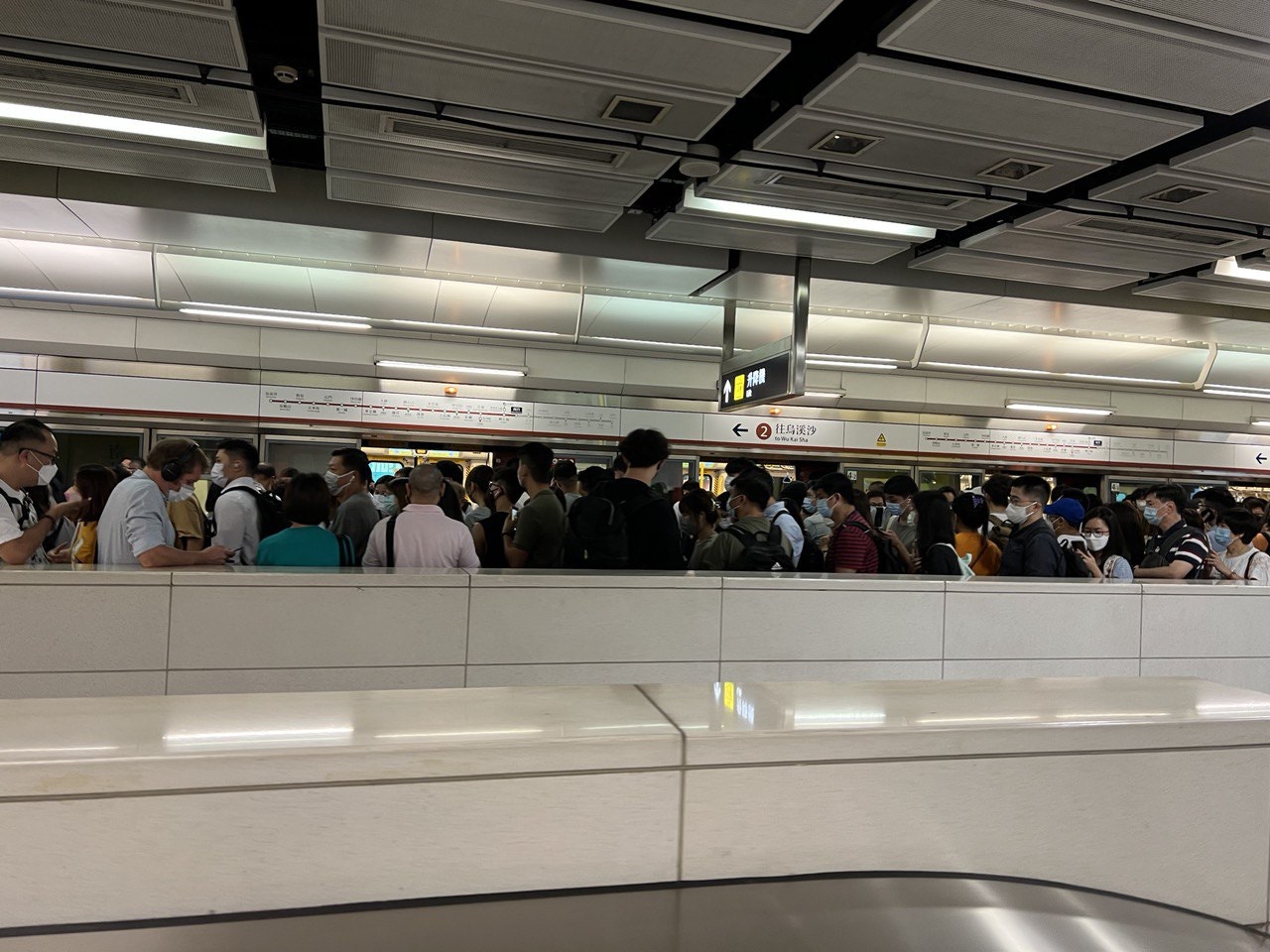 屯馬綫上班時間信號故障　來往鑽石山站至第一城站一度暫停服務