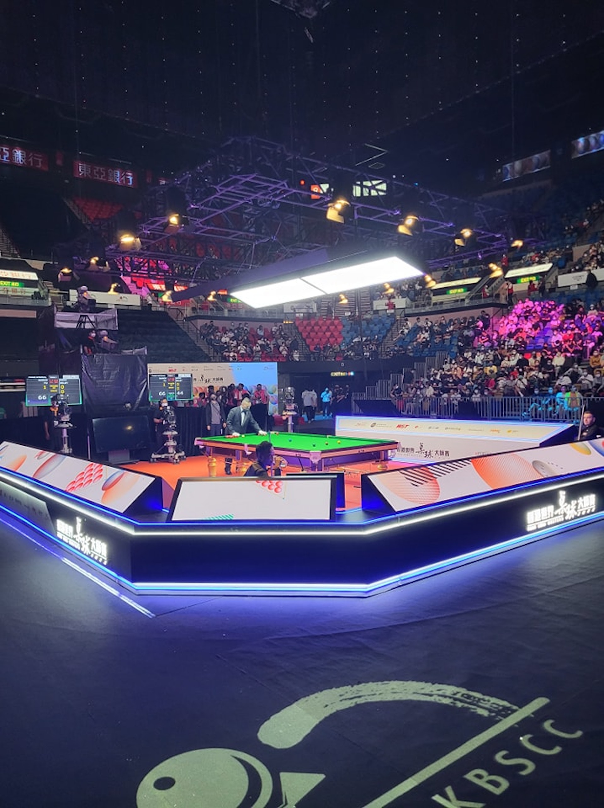 香港桌球大師賽 林鄭現身紅館撐傅家俊鄭泳舜 估計佢識睇 香港桌球大師賽 林鄭現身紅館撐傅家俊鄭泳舜 估計佢識睇