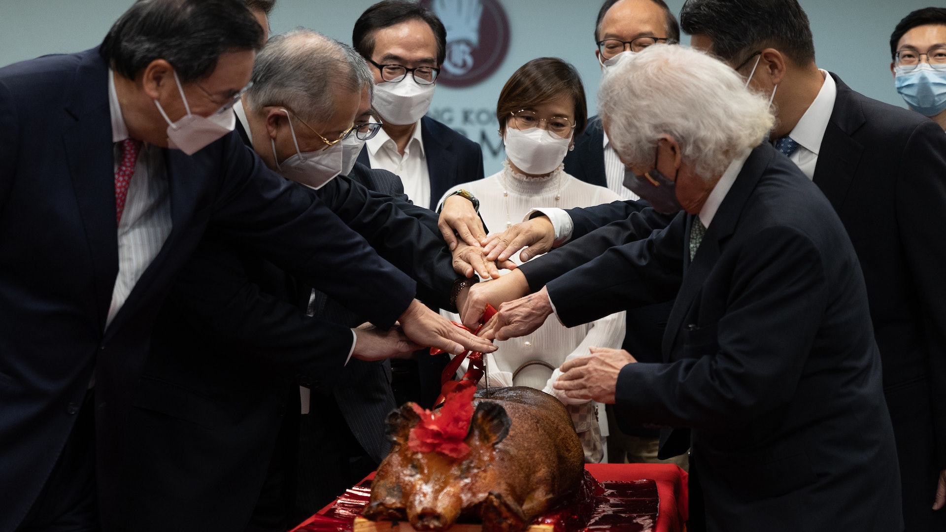 立會新餐廳沿用舊人 梁君彥:大家都唔駛搵食艱難︱政壇諸事町 立會新餐廳沿用舊人 梁君彥:大家都唔駛搵食艱難︱政壇諸事町