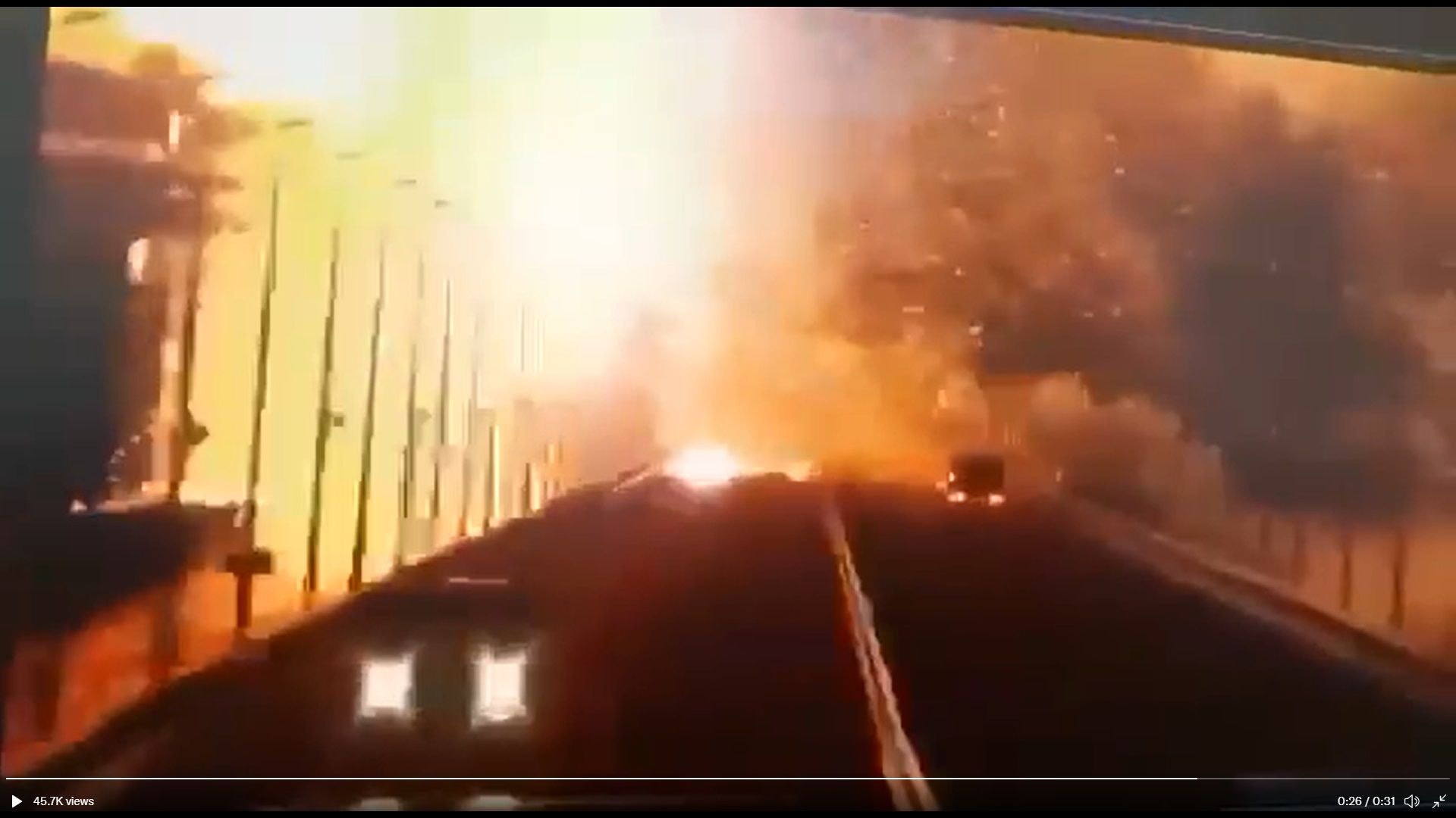 克里米亞大橋爆炸|俄保險公司:料造成2億至5億盧布損失 克里米亞大橋爆炸|俄保險公司:料造成2億至5億盧布損失