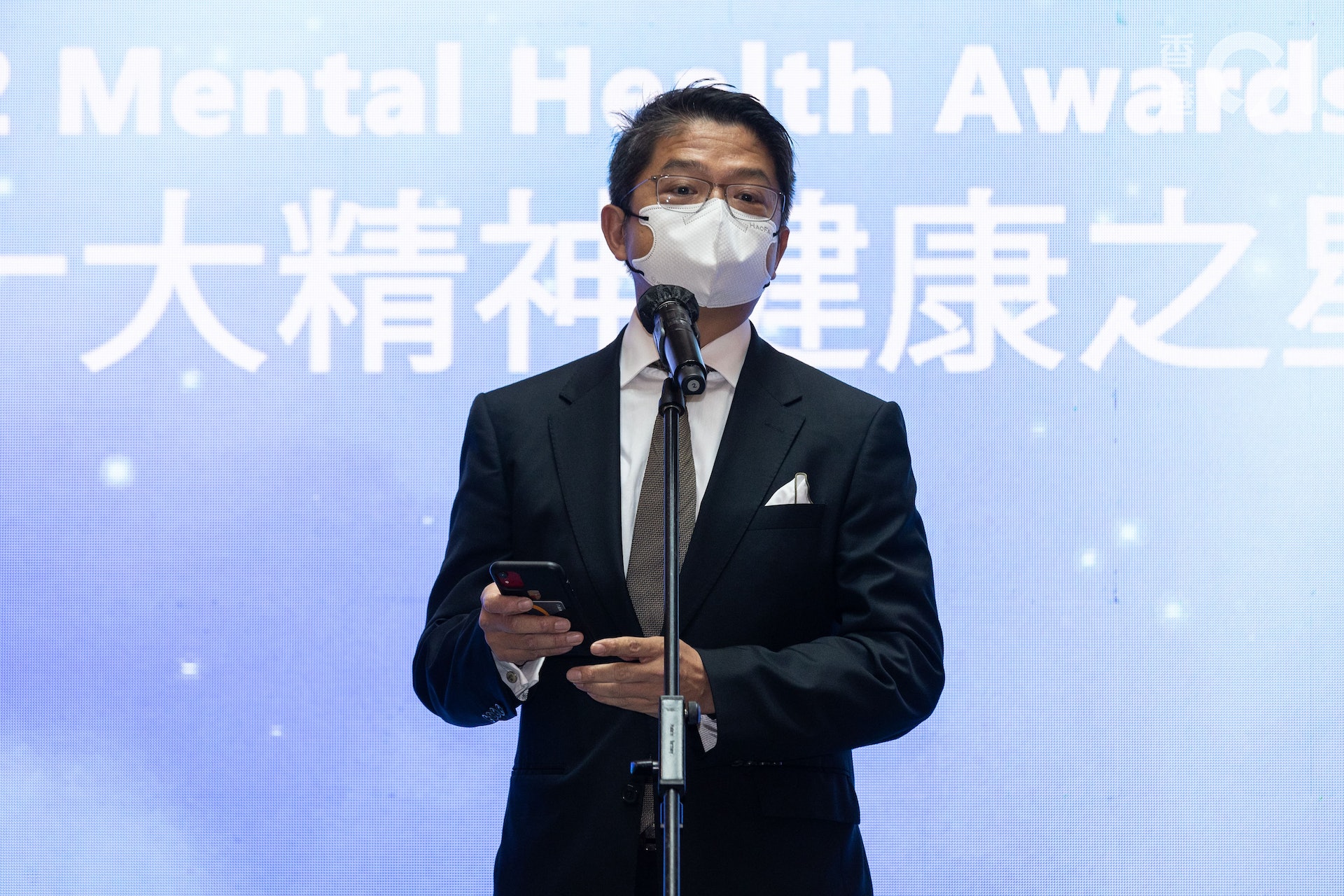 精神健康基金會主席劉英傑指過去三年經歷社會變遷,不少人在壓力下情緒容易失衡或困擾。(蘇煒然攝) 精神健康基金會主席劉英傑指過去三年經歷社會變遷,不少人在壓力下情緒容易失衡或困擾。(蘇煒然攝)