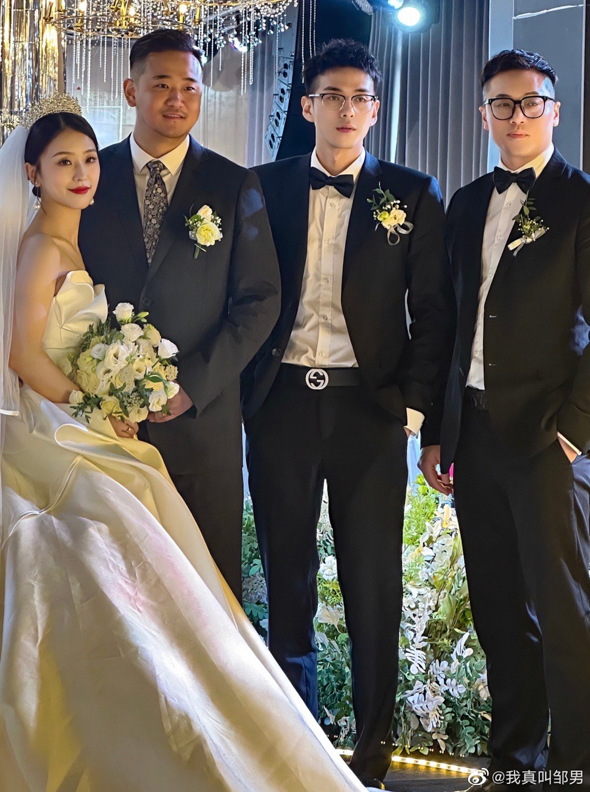 帥過新郎 婚禮 超靚仔伴郎 爆紅微博照片曝光迷倒萬千女網友 帥過新郎 婚禮 超靚仔伴郎 爆紅微博照片曝光迷倒萬千女網友
