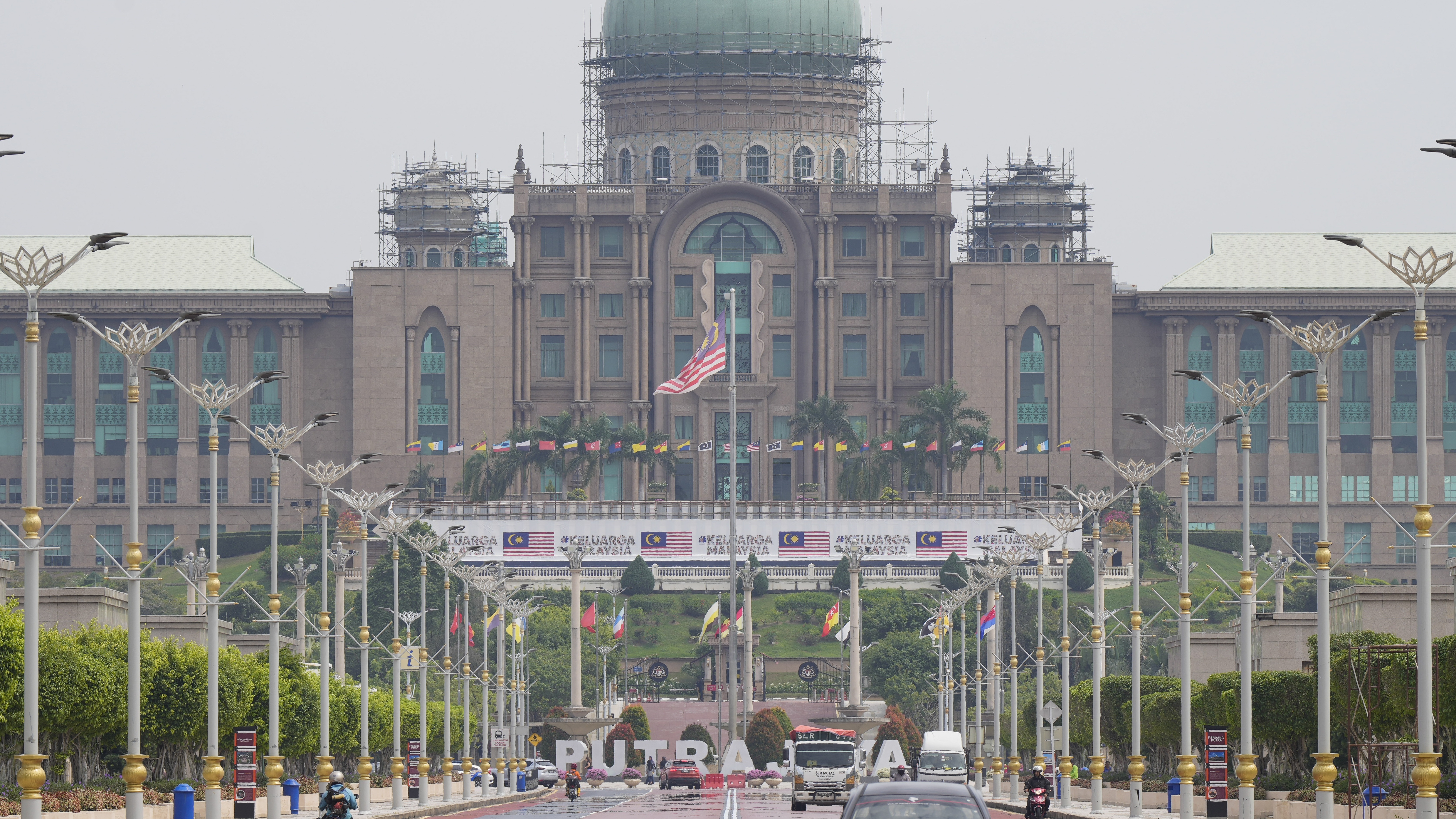 馬來西亞大選迎來提名日選戰11月19日開鑼 – 香港01