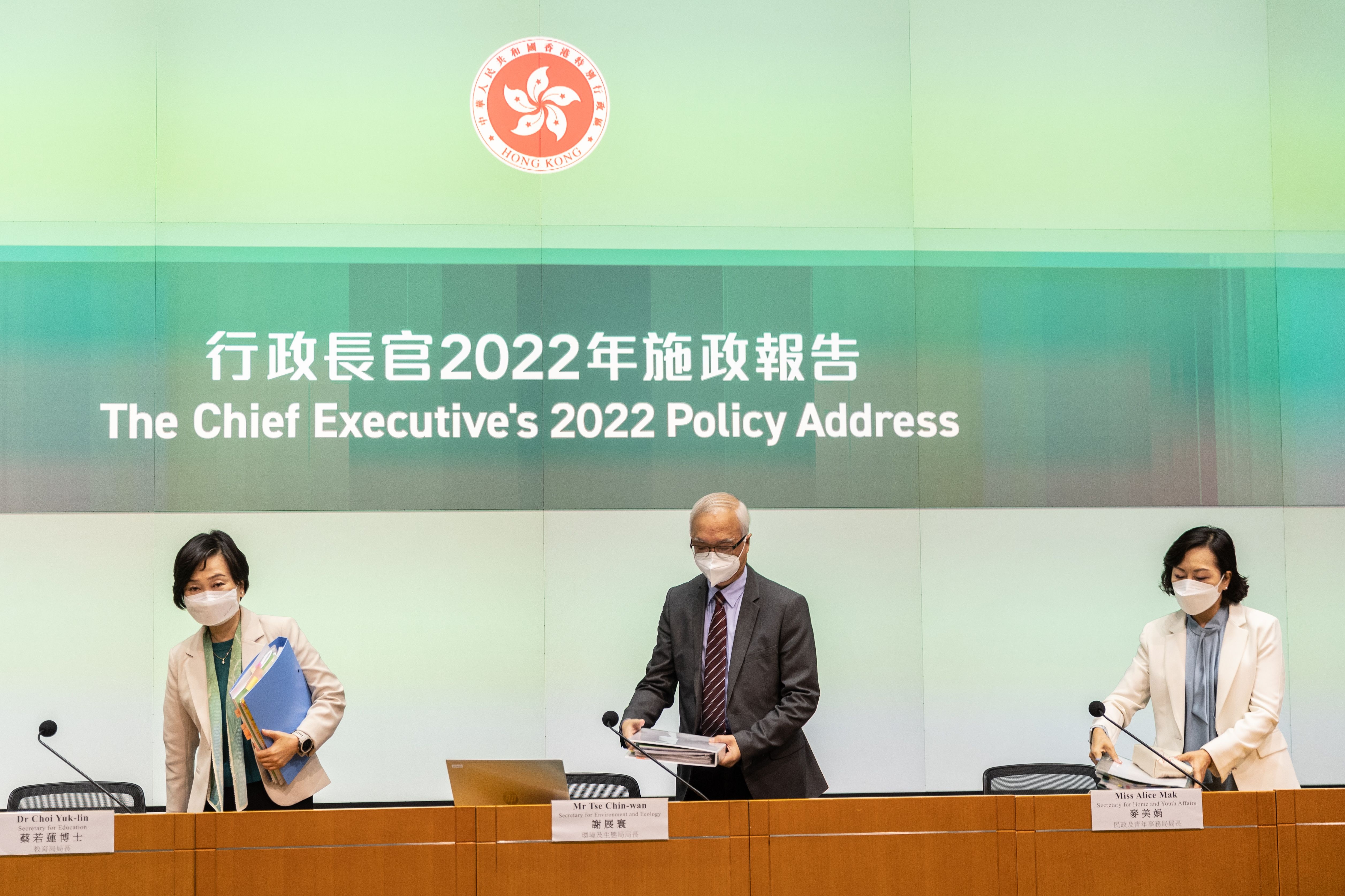 施政報告｜年底推教師操守指引 新入職或晉升兩年內需內地考察