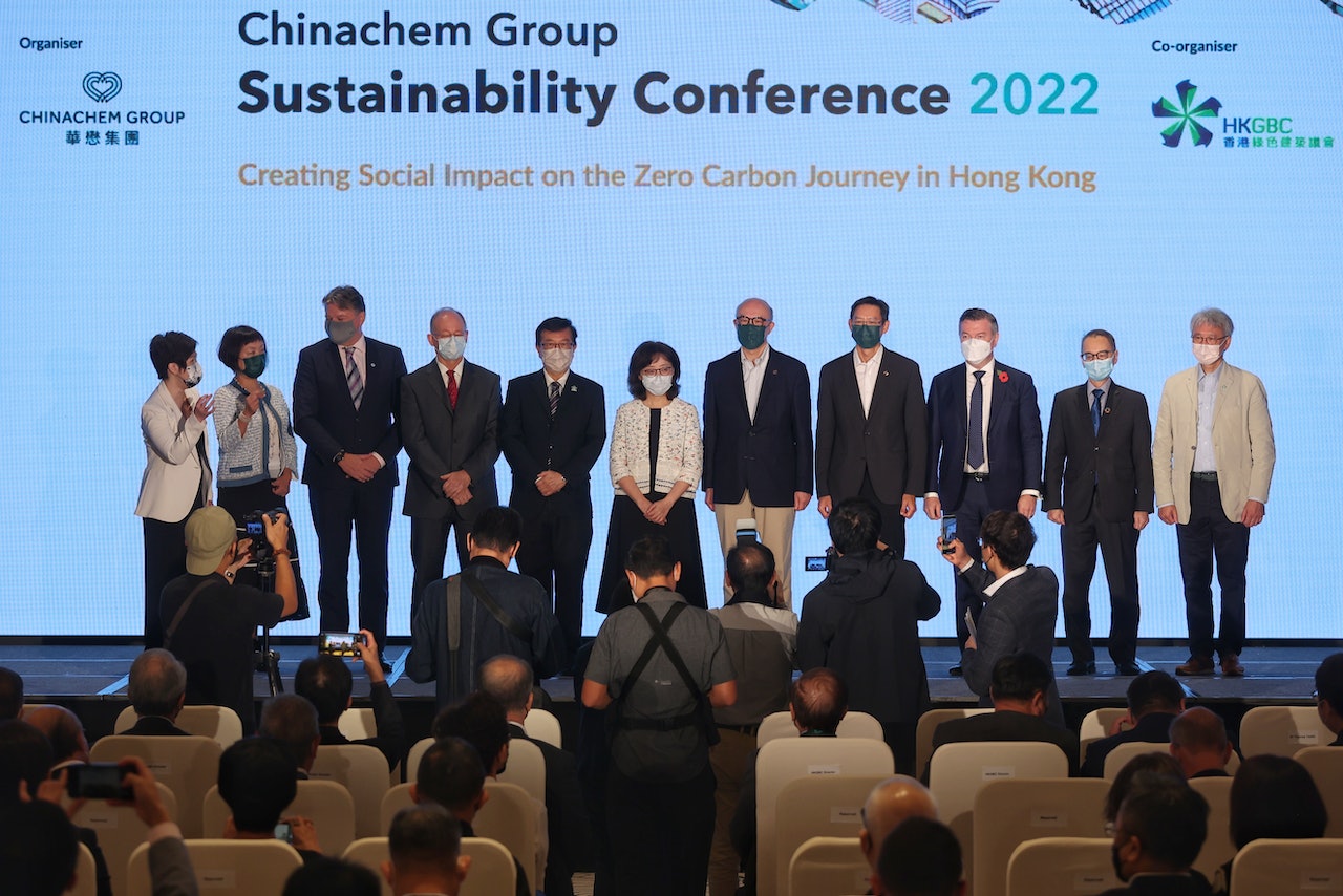 10月24日,華懋集團舉行可持續發展論壇2022,甯漢豪(中)擔任主禮嘉賓。(張浩維攝) 10月24日,華懋集團舉行可持續發展論壇2022,甯漢豪(中)擔任主禮嘉賓。(張浩維攝)