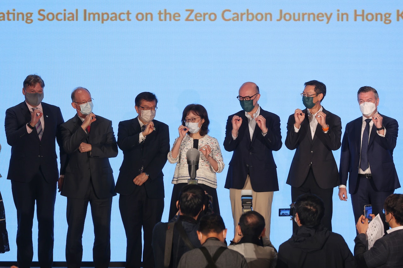 10月24日,華懋集團舉行可持續發展論壇2022,甯漢豪(中)擔任主禮嘉賓。(張浩維攝) 10月24日,華懋集團舉行可持續發展論壇2022,甯漢豪(中)擔任主禮嘉賓。(張浩維攝)