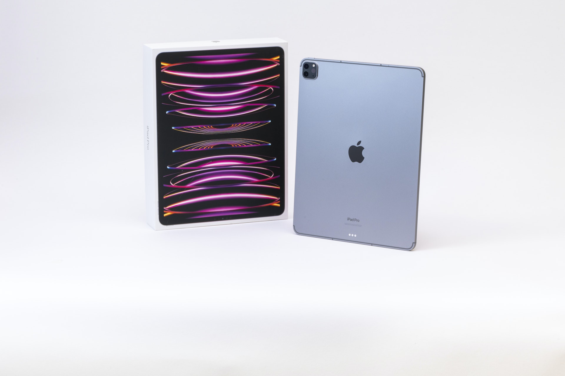 iPad Pro 2022 12.9吋開箱上手試（陳葦慈 攝）