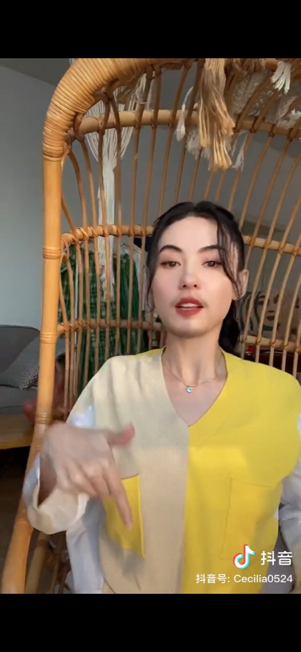 张柏芝抖音恶搞胡须样！动作豪迈，网民大赞真性情（视频/组图） - 3