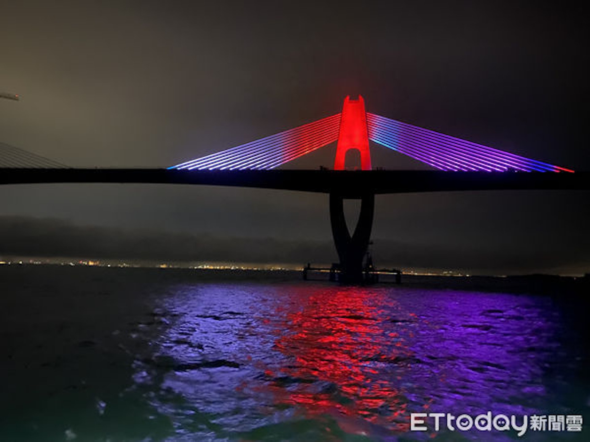 金門大橋10月30日通車歷經12年完工 屬台灣首座大規模跨海大橋 金門大橋10月30日通車歷經12年完工 屬台灣首座大規模跨海大橋