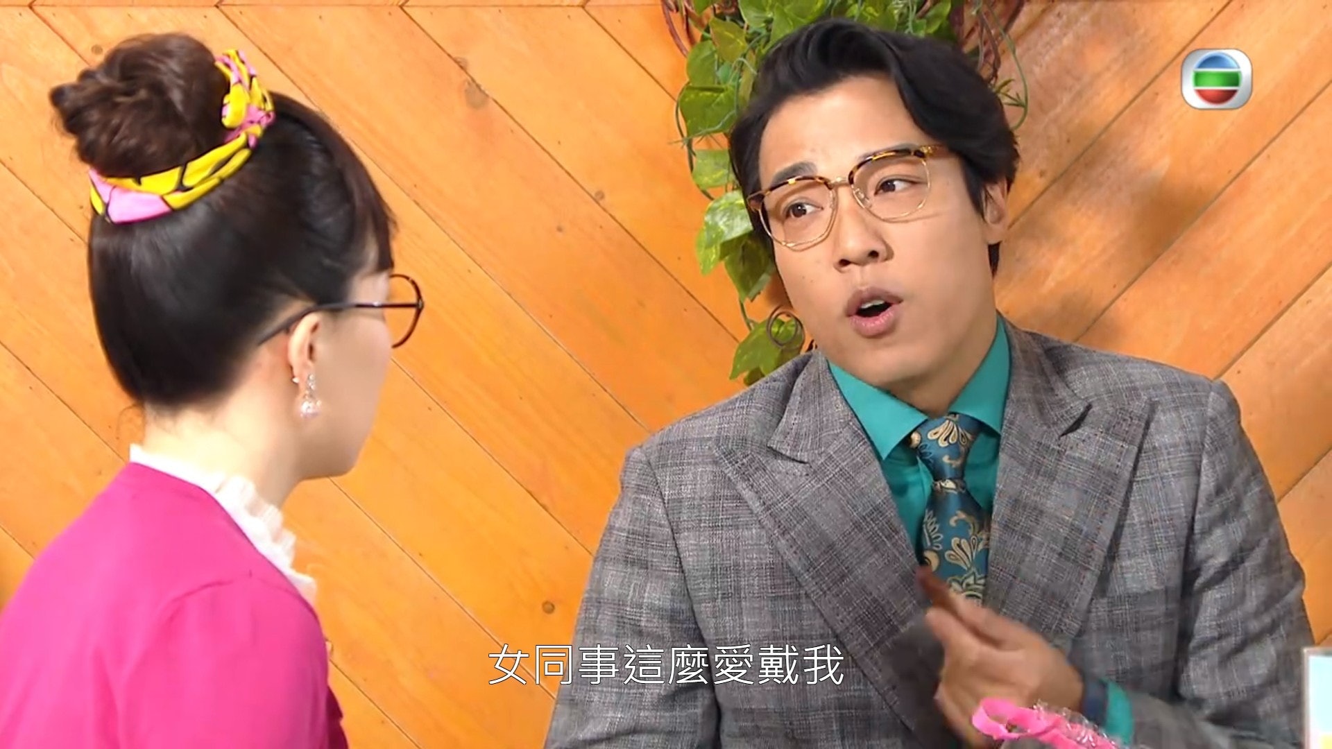 樓主稱現任老闆是第二代,平日很苛刻,有3名同事確診後和她的情況一樣,即在家工作後要扣年假,有2人已表明到勞工處申訴。(《愛回家之開心速遞》劇照) 樓主稱現任老闆是第二代,平日很苛刻,有3名同事確診後和她的情況一樣,即在家工作後要扣年假,有2人已表明到勞工處申訴。(《愛回家之開心速遞》劇照)