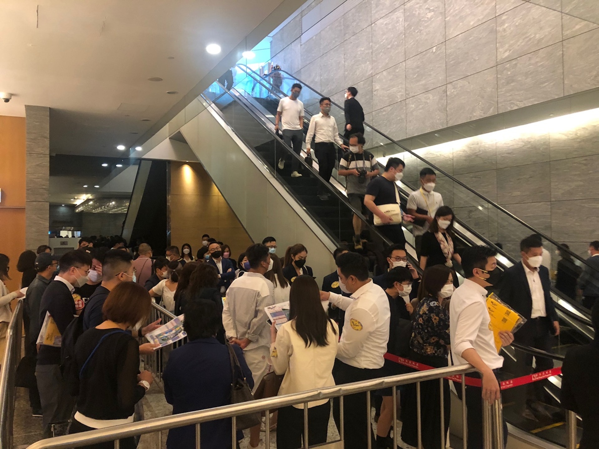 設於環球貿易廣場(ICC)的售樓處現場。 設於環球貿易廣場(ICC)的售樓處現場。
