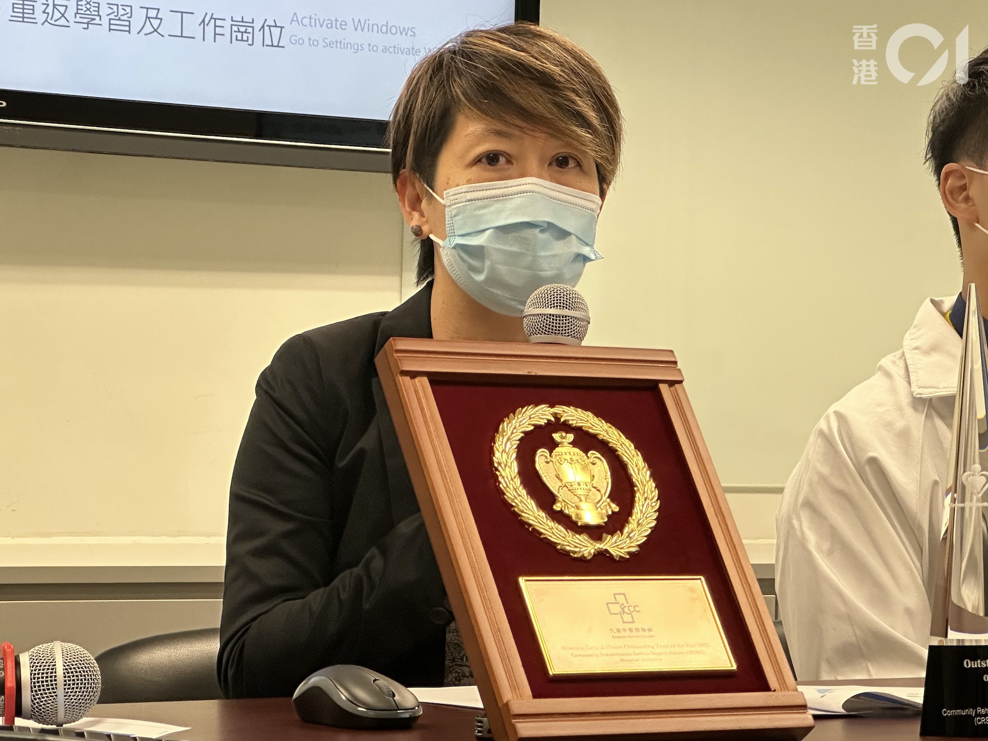醫管局社區復康中心主管馬慧玲指,當病人接受轉介後,中心會即時為病人進行肢體功能、感知評估等全面臨床評估。(黃煦緻攝) 醫管局社區復康中心主管馬慧玲指,當病人接受轉介後,中心會即時為病人進行肢體功能、感知評估等全面臨床評估。(黃煦緻攝)